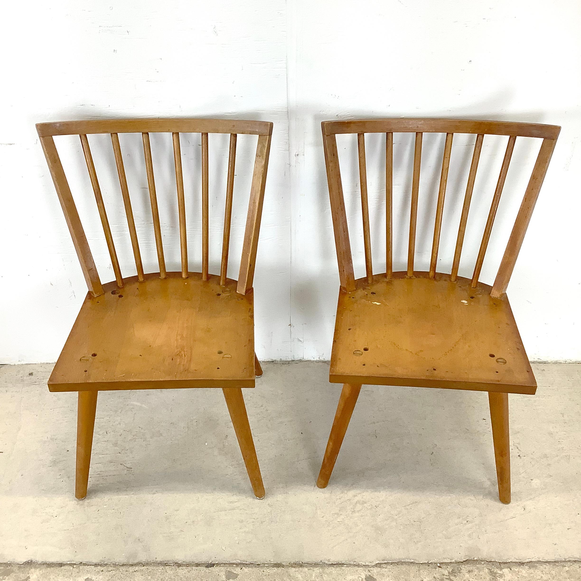 Autre Chaises de salle à manger Conant Ball du milieu du siècle - ensemble de quatre en vente