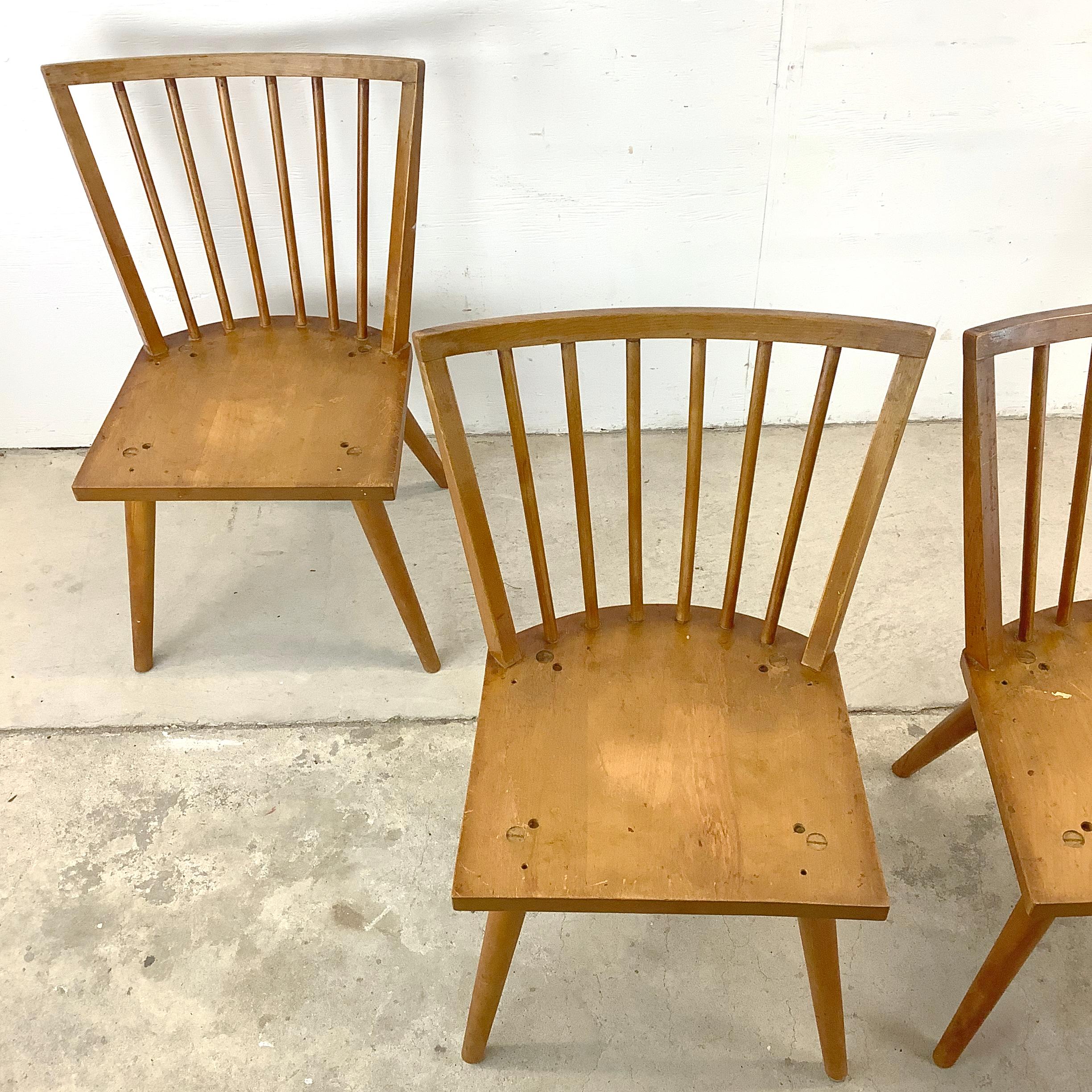 Chaises de salle à manger Conant Ball du milieu du siècle - ensemble de quatre en vente 1