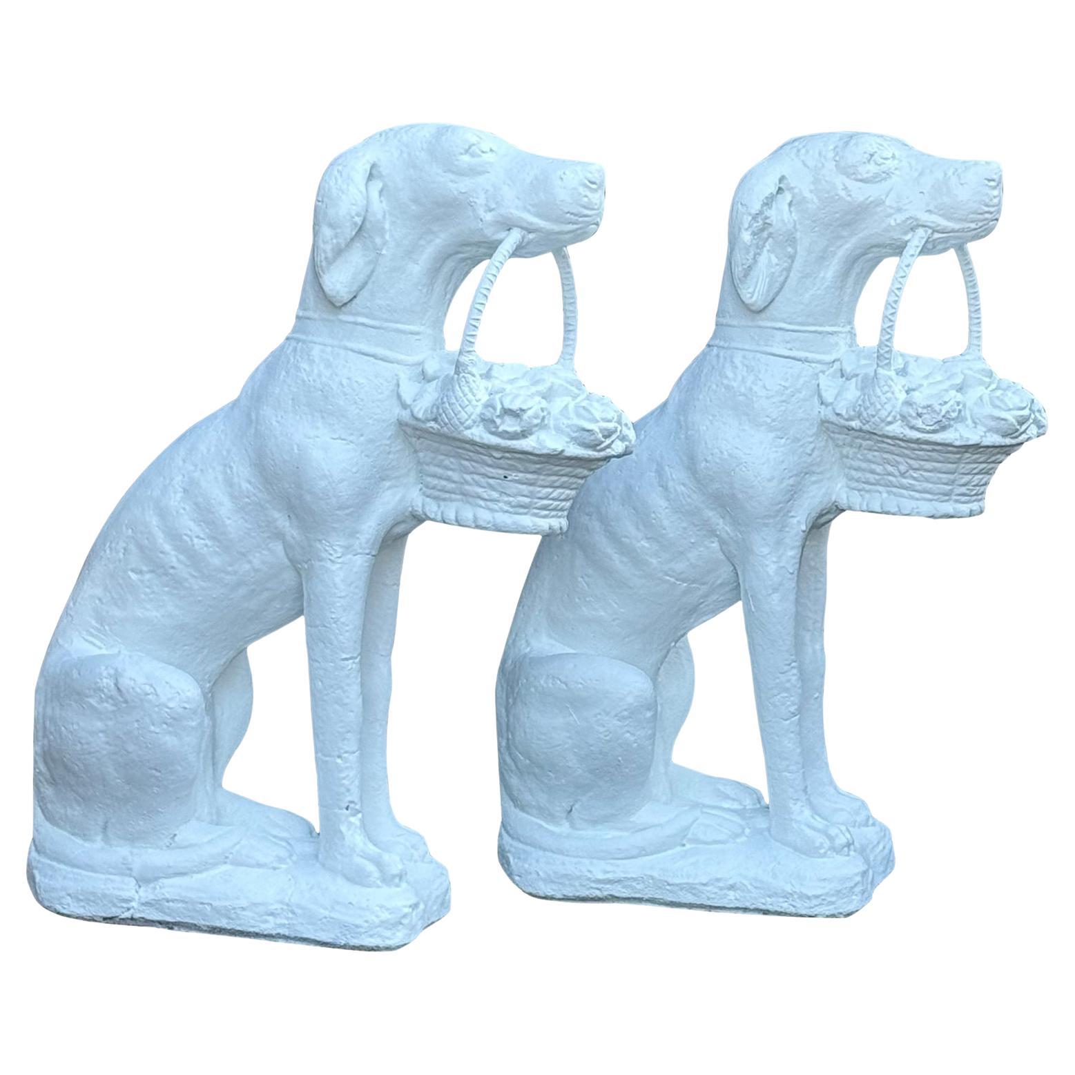 Estatua de Galgo de Hormigón y Hierro de Mediados de Siglo para Jardín o Entrada Pareja en venta