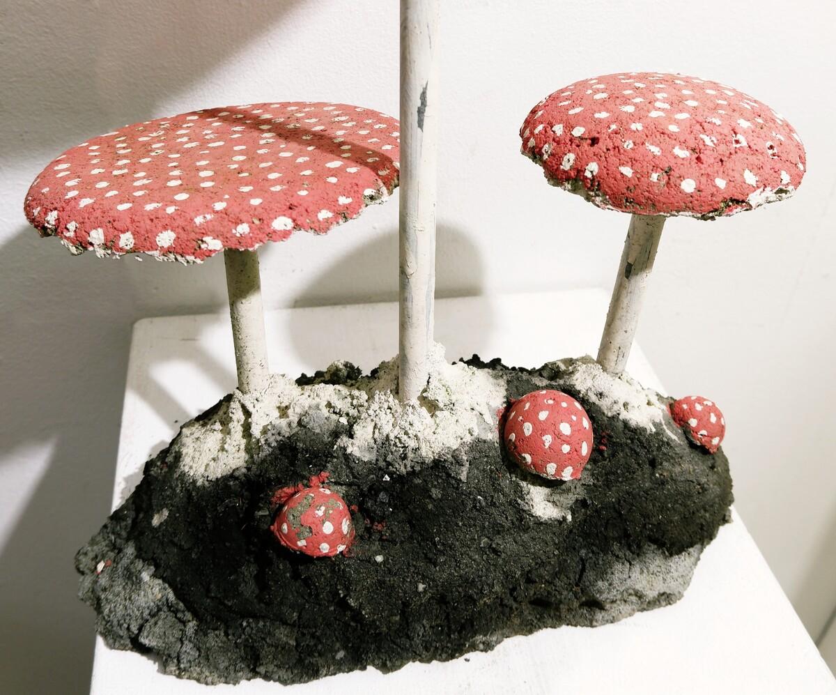 concrete mushrooms for sale