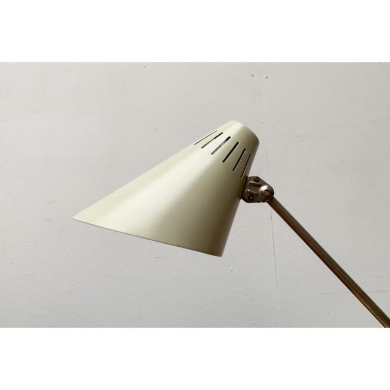 Mid-Century Cone-Shaped Table Lamp For Sale 1