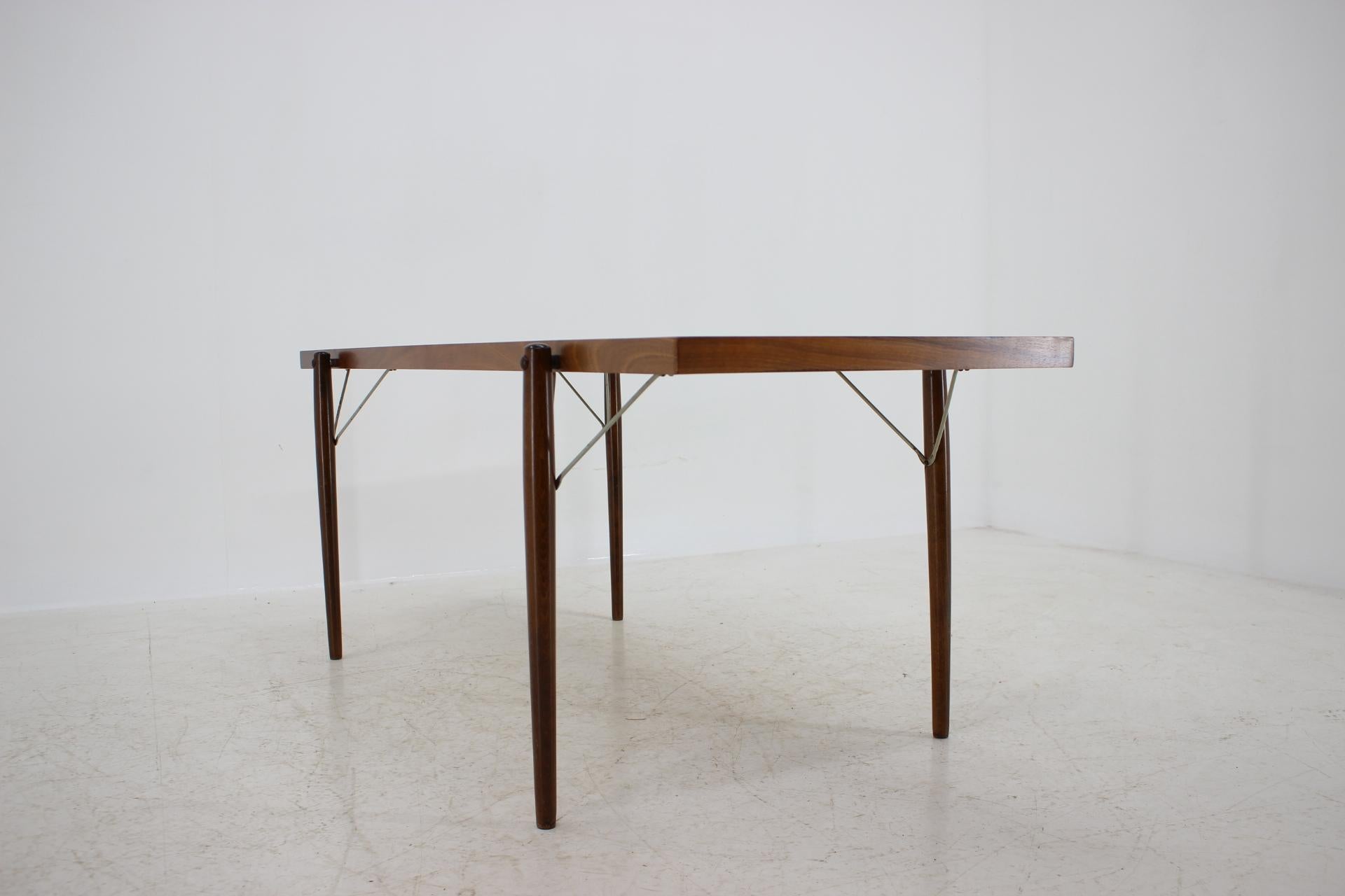 Czech Midcentury Conference Table Designed by František Mezulánik, 1960s For Sale