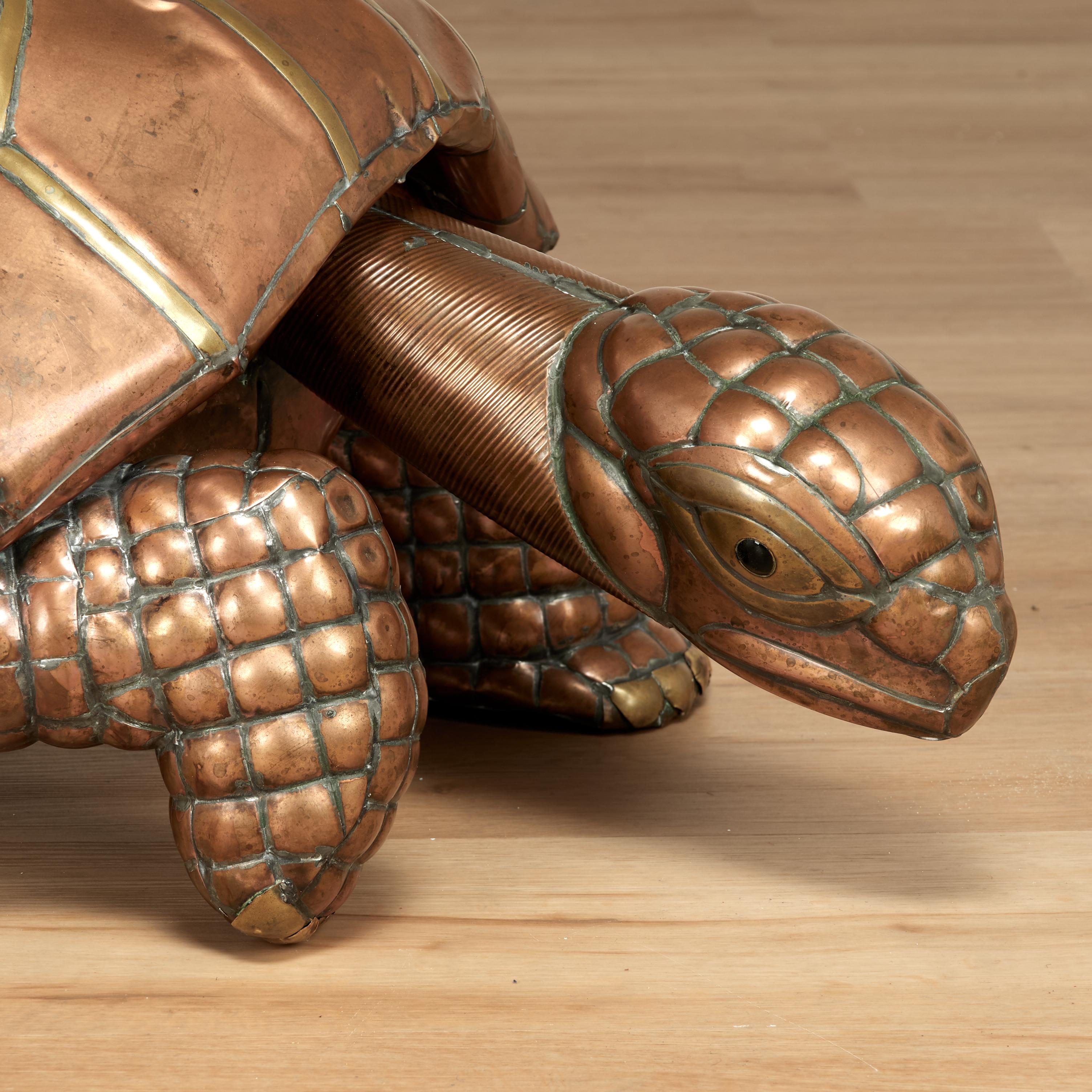 Mid Century Copper and Brass Tortoise Sculpture in vendita 1
