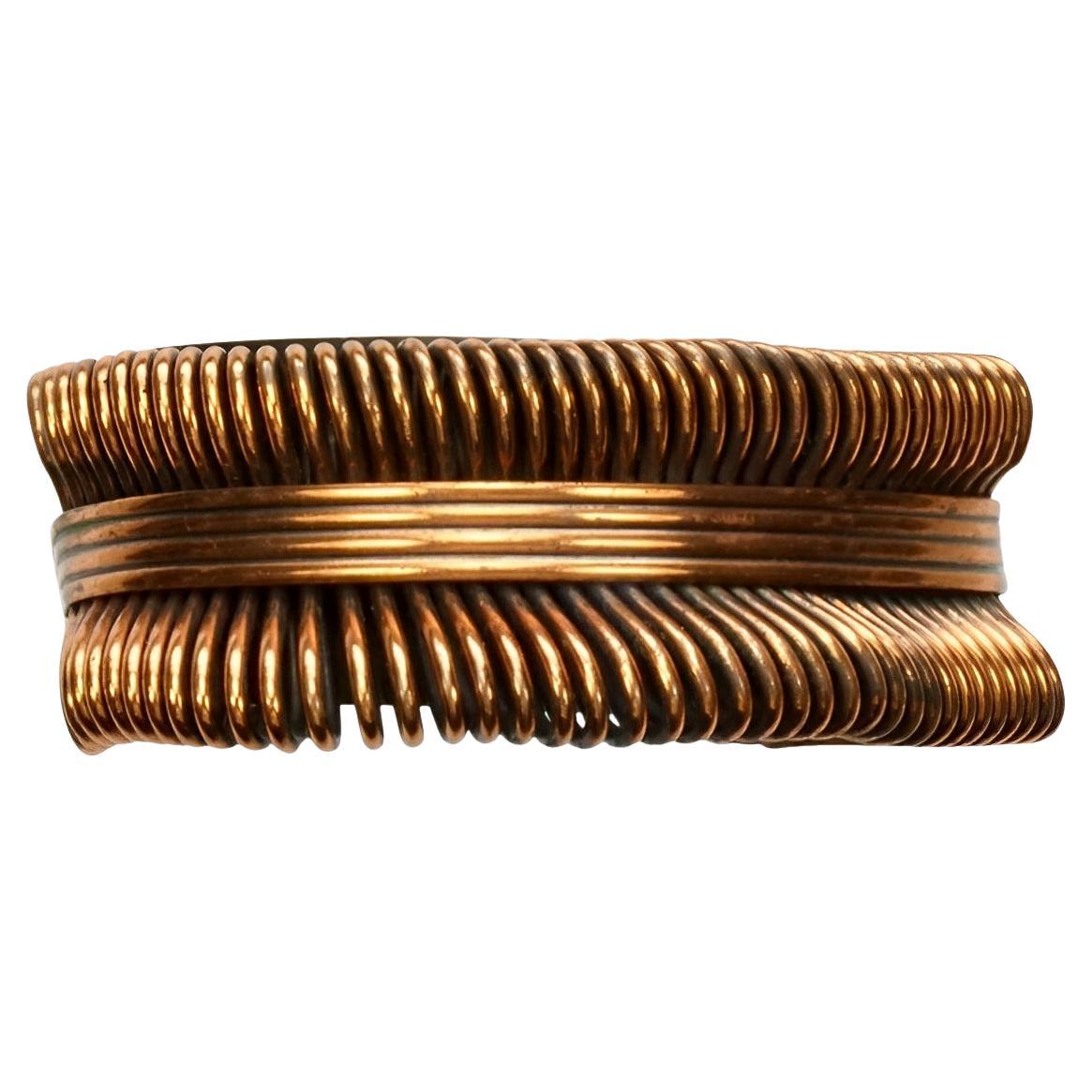 Mid Century Copper Anodized Bangle with a Wire Design In Good Condition For Sale In London, GB