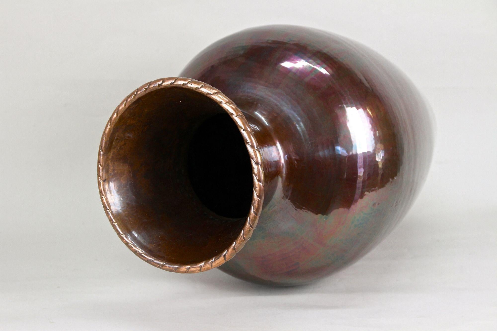 Mid Century Copper Floor Vase Iridescent Glazed - Handforged, AT circa 1970 For Sale 15