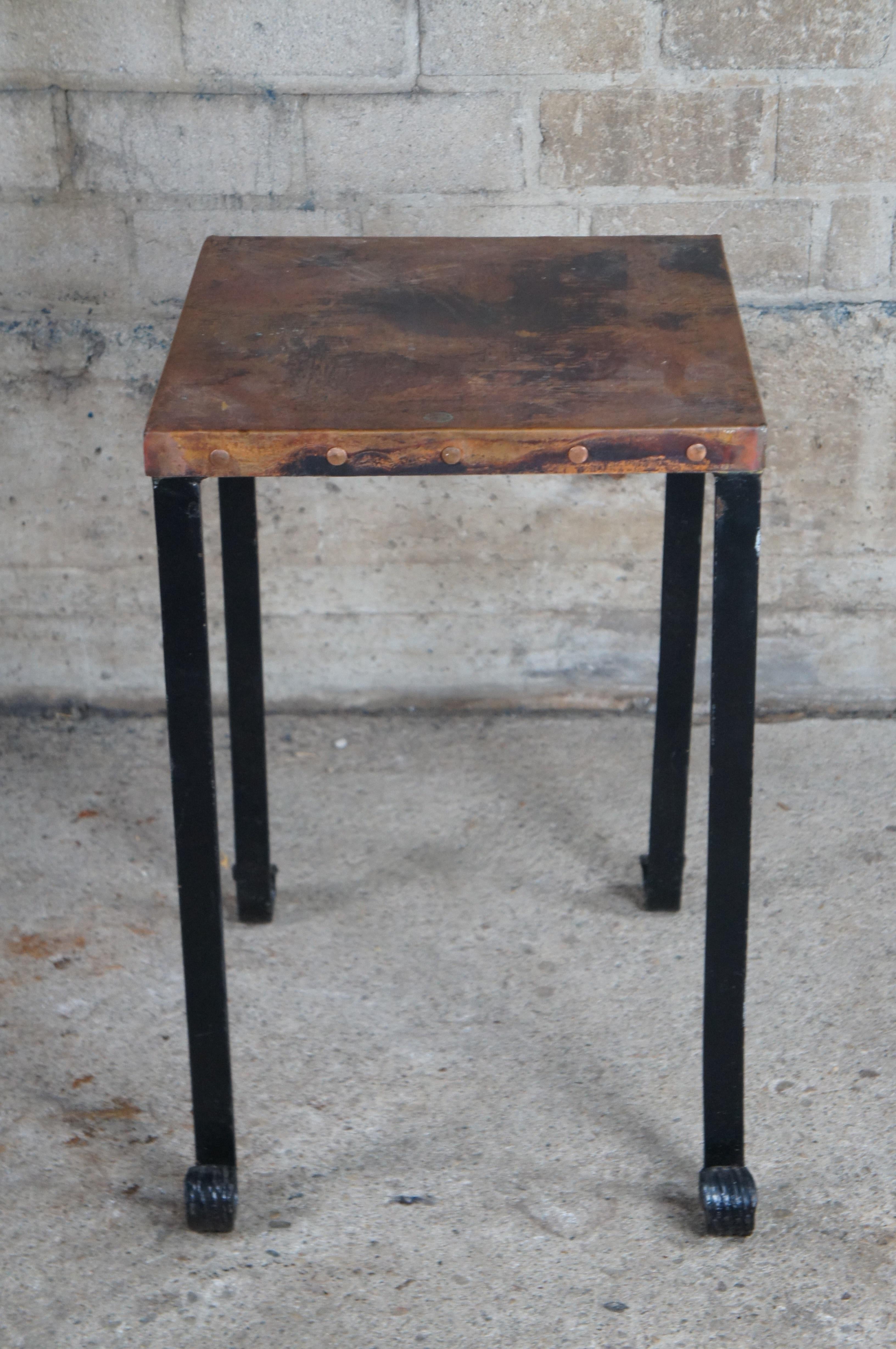Mid Century Kupfer & Eisen Modern Beistelltisch Pflanzenskulptur Stand im Angebot 3