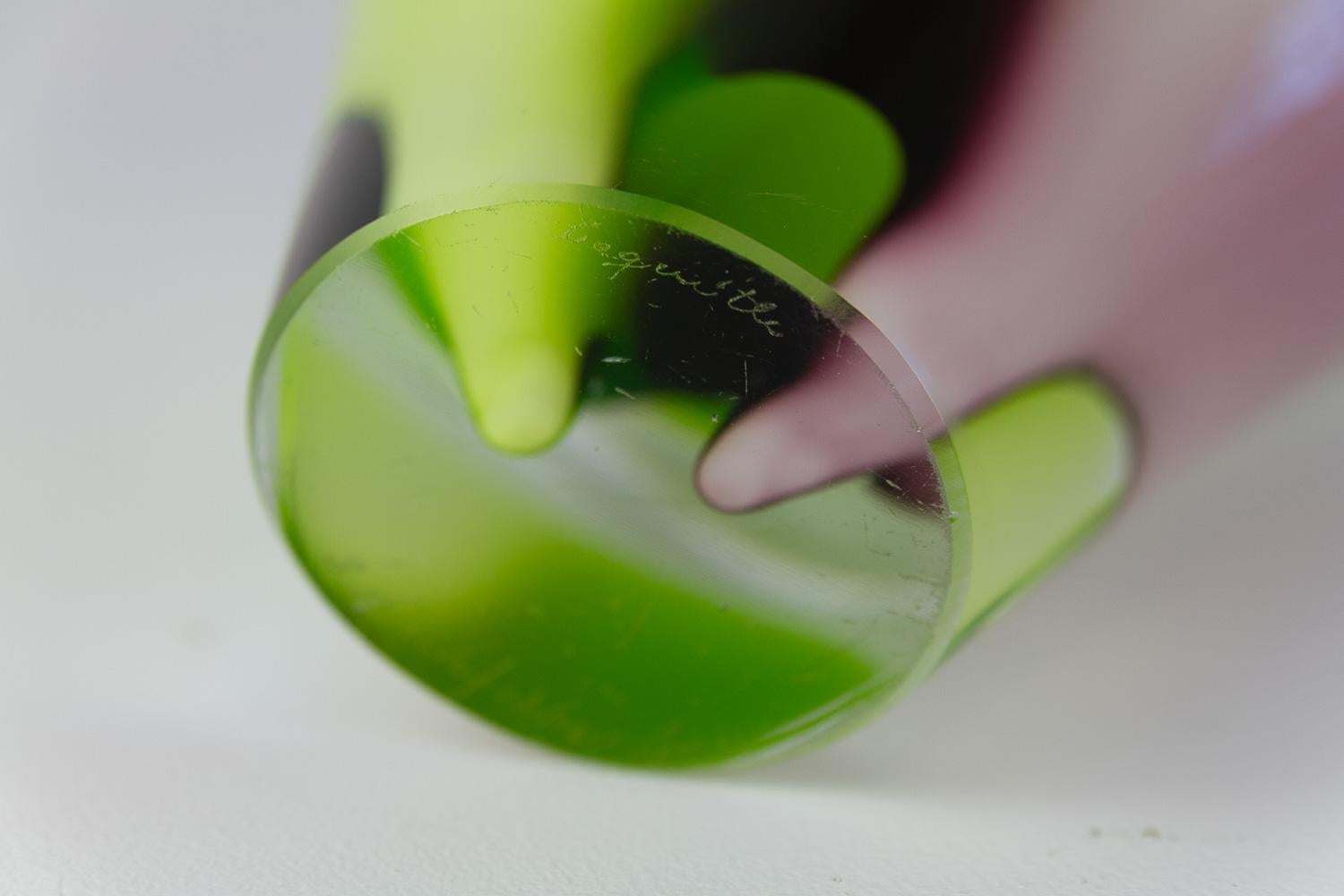 Mid-Century Coquille Glass Vase by Paul Kedelv for Flygsfors Sweden, 1950s. For Sale 2