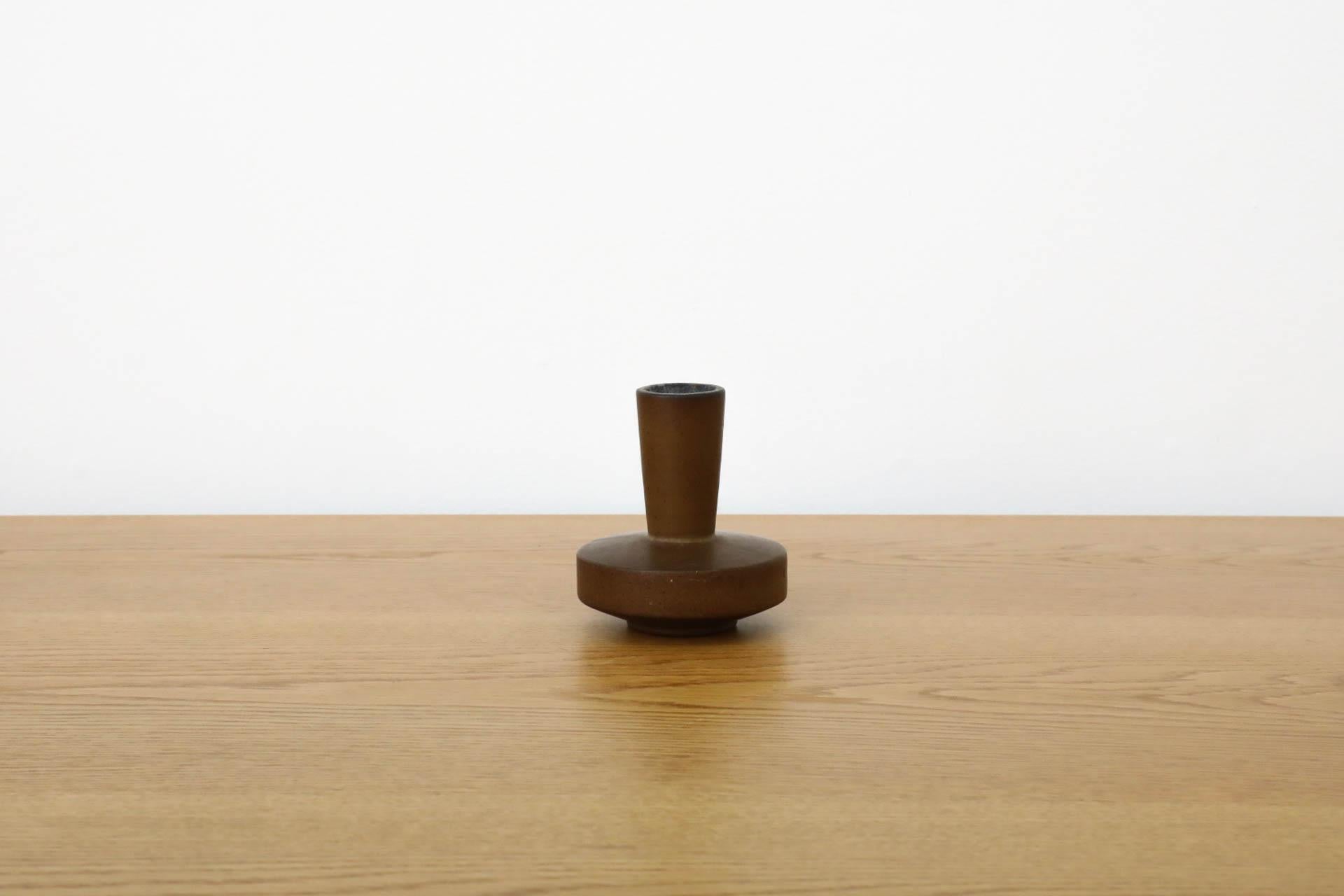 Vernissé Vase architectural Cor Unum en céramique du milieu du siècle dernier avec glaçure aux tons terreux en vente