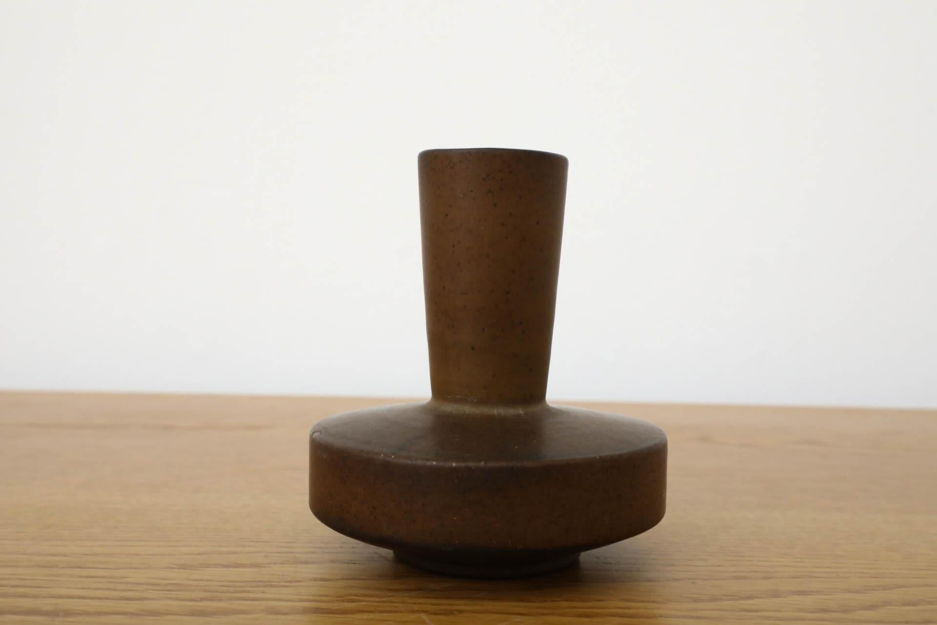 Céramique Vase architectural Cor Unum en céramique du milieu du siècle dernier avec glaçure aux tons terreux en vente