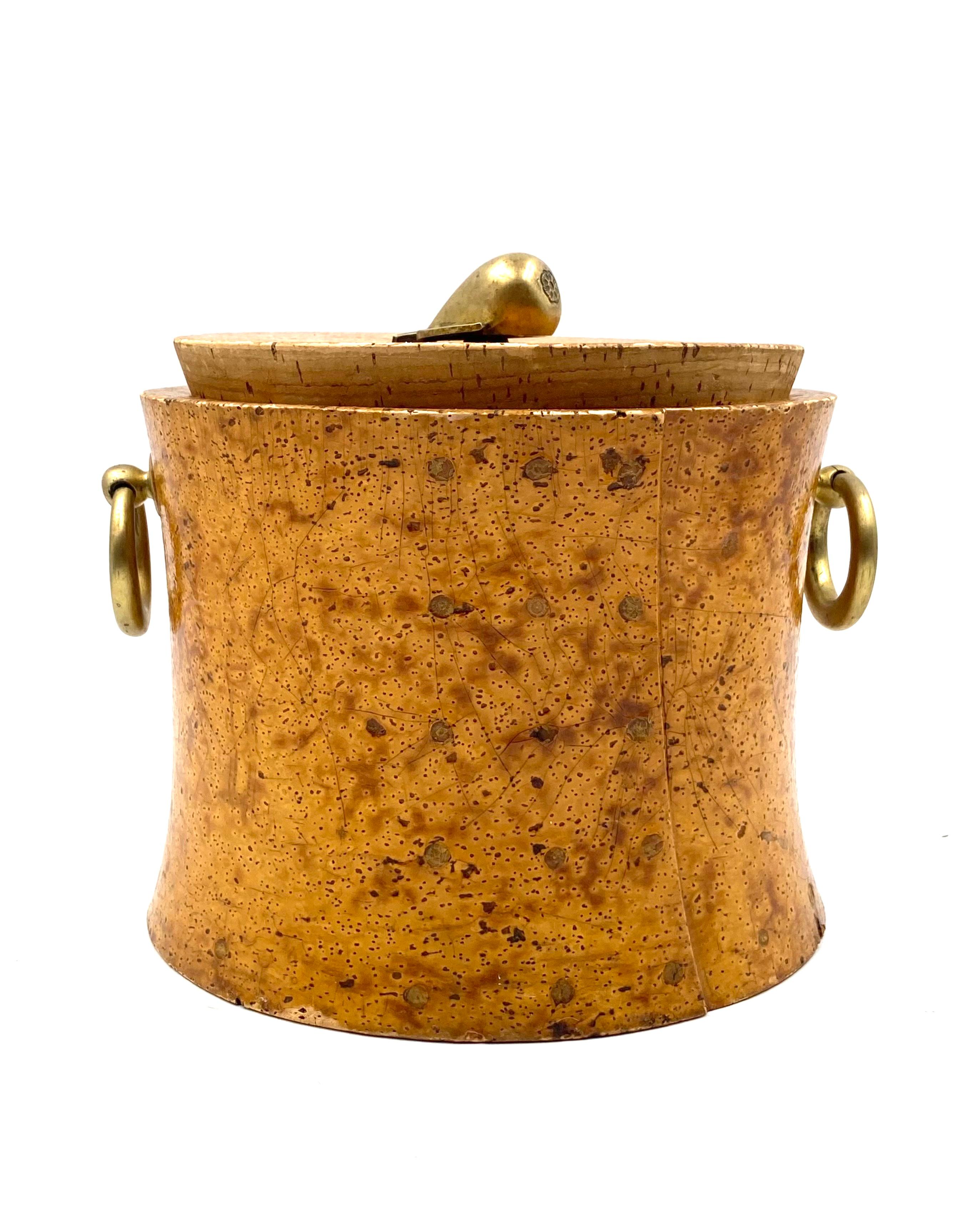 Mid-century cork and brass box, France 1940s For Sale 5