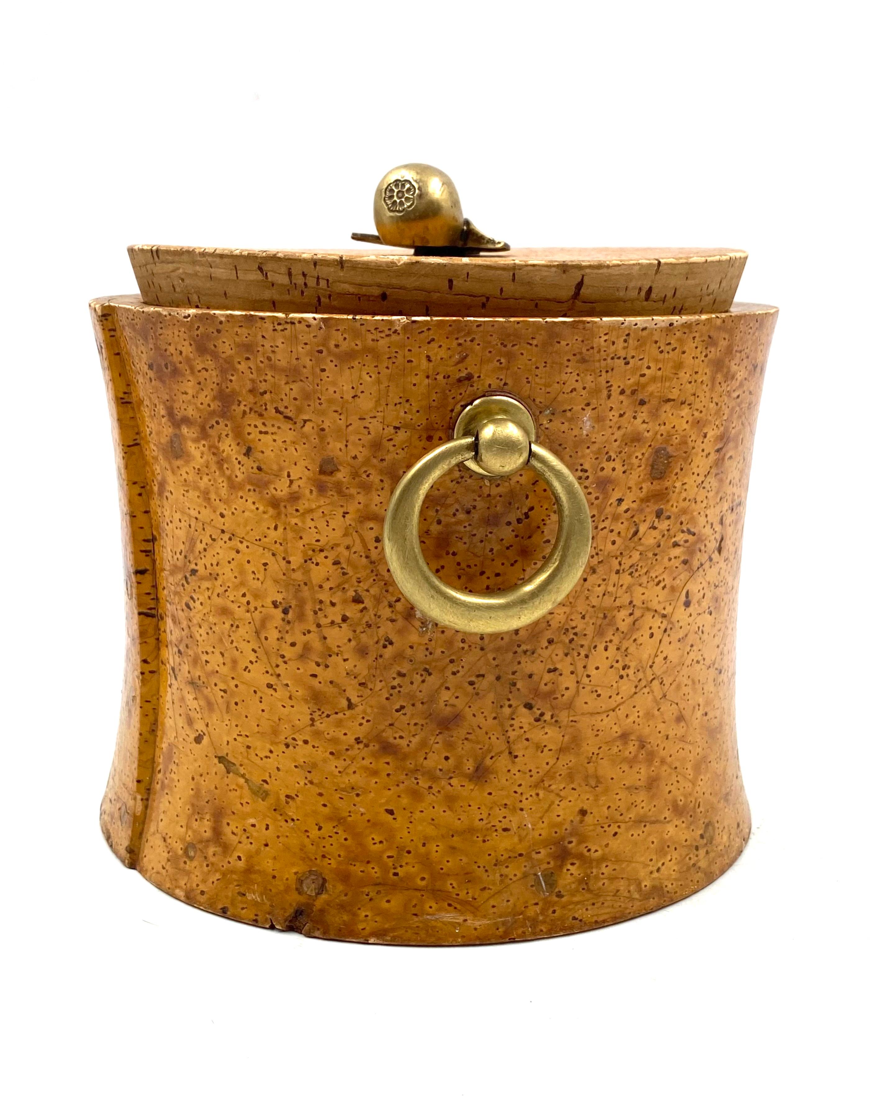 Mid-century cork and brass box, France 1940s For Sale 8