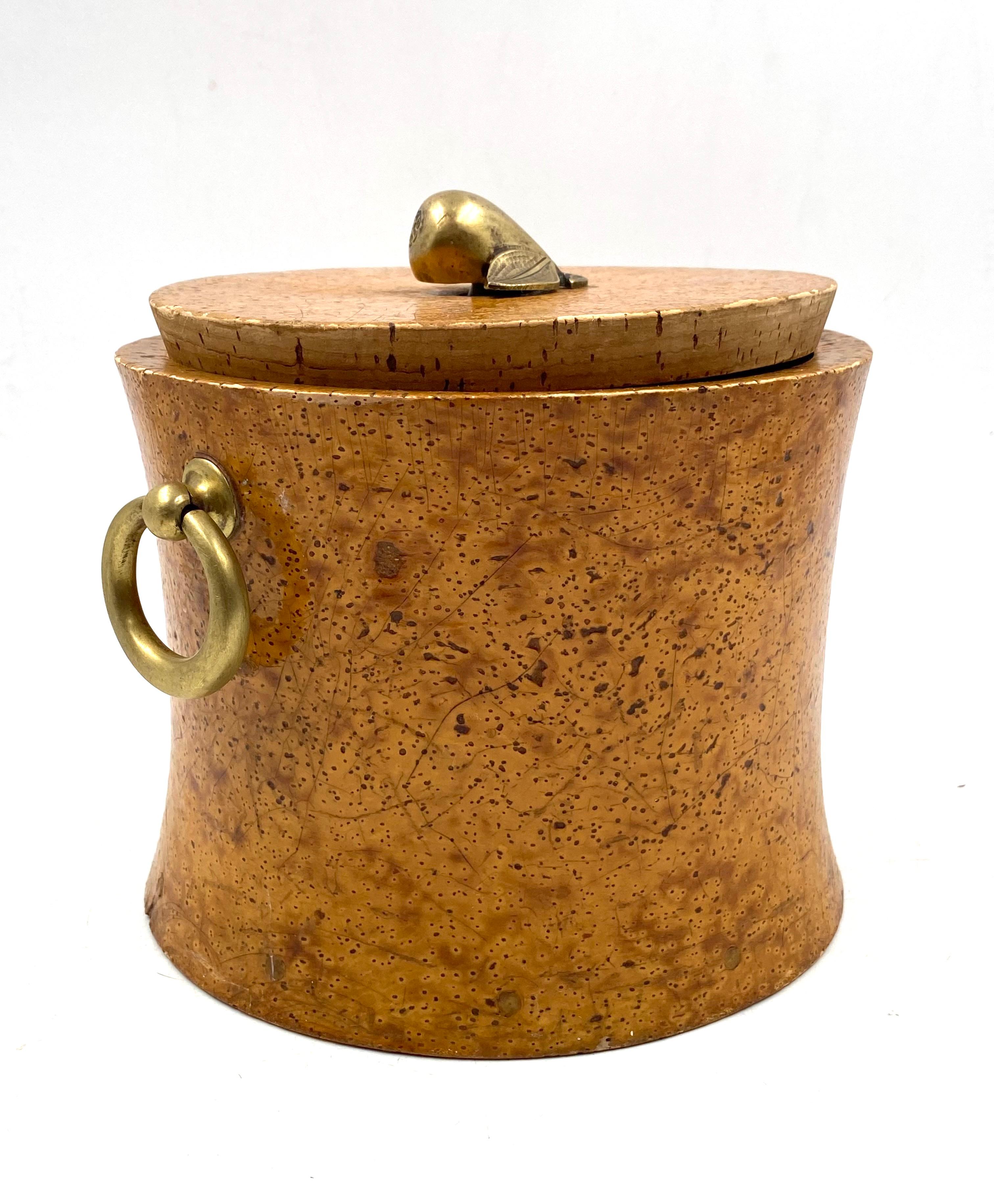 Mid-century cork and brass box, France 1940s For Sale 9