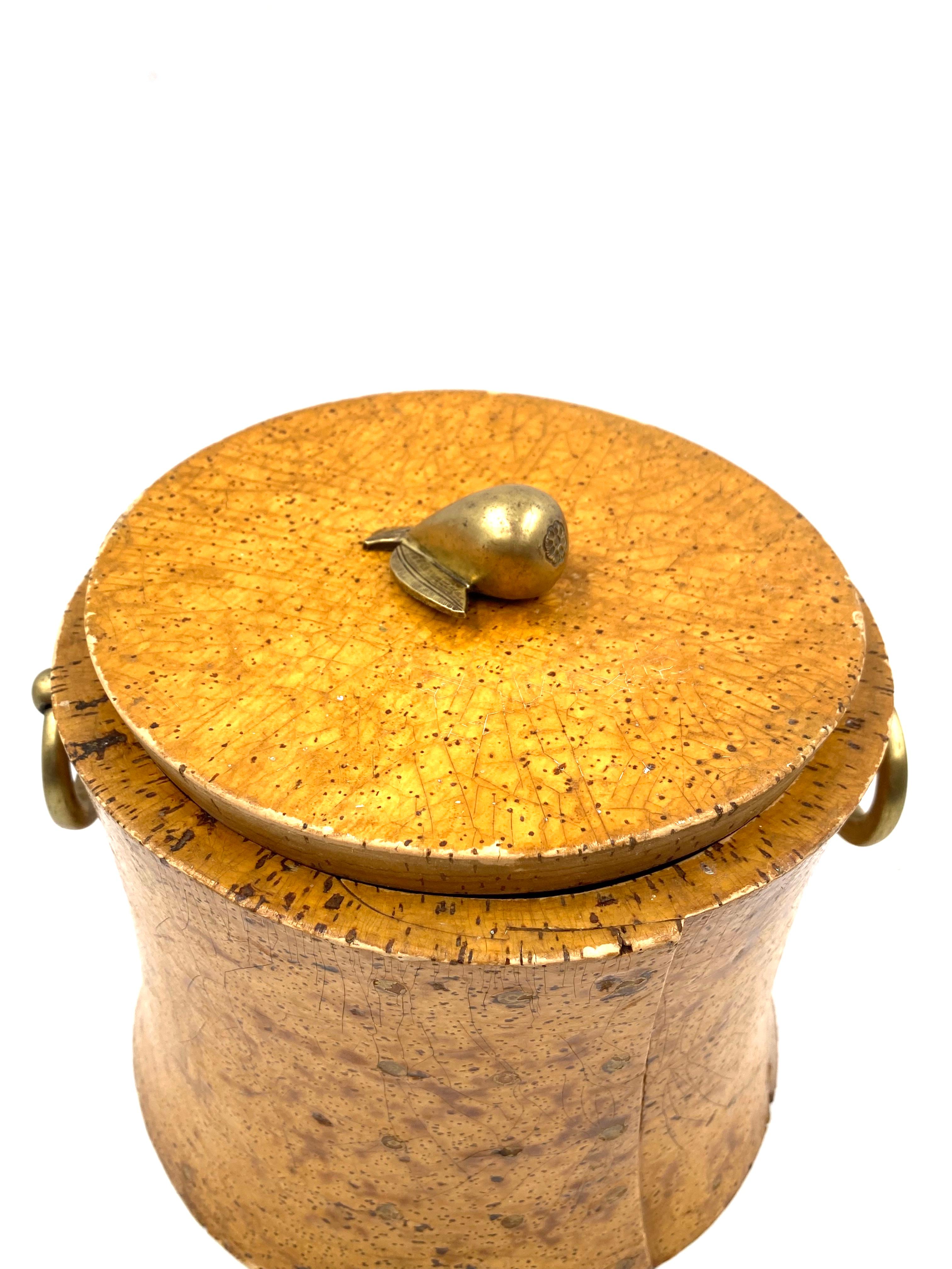 Mid-century cork and brass box, France 1940s For Sale 1