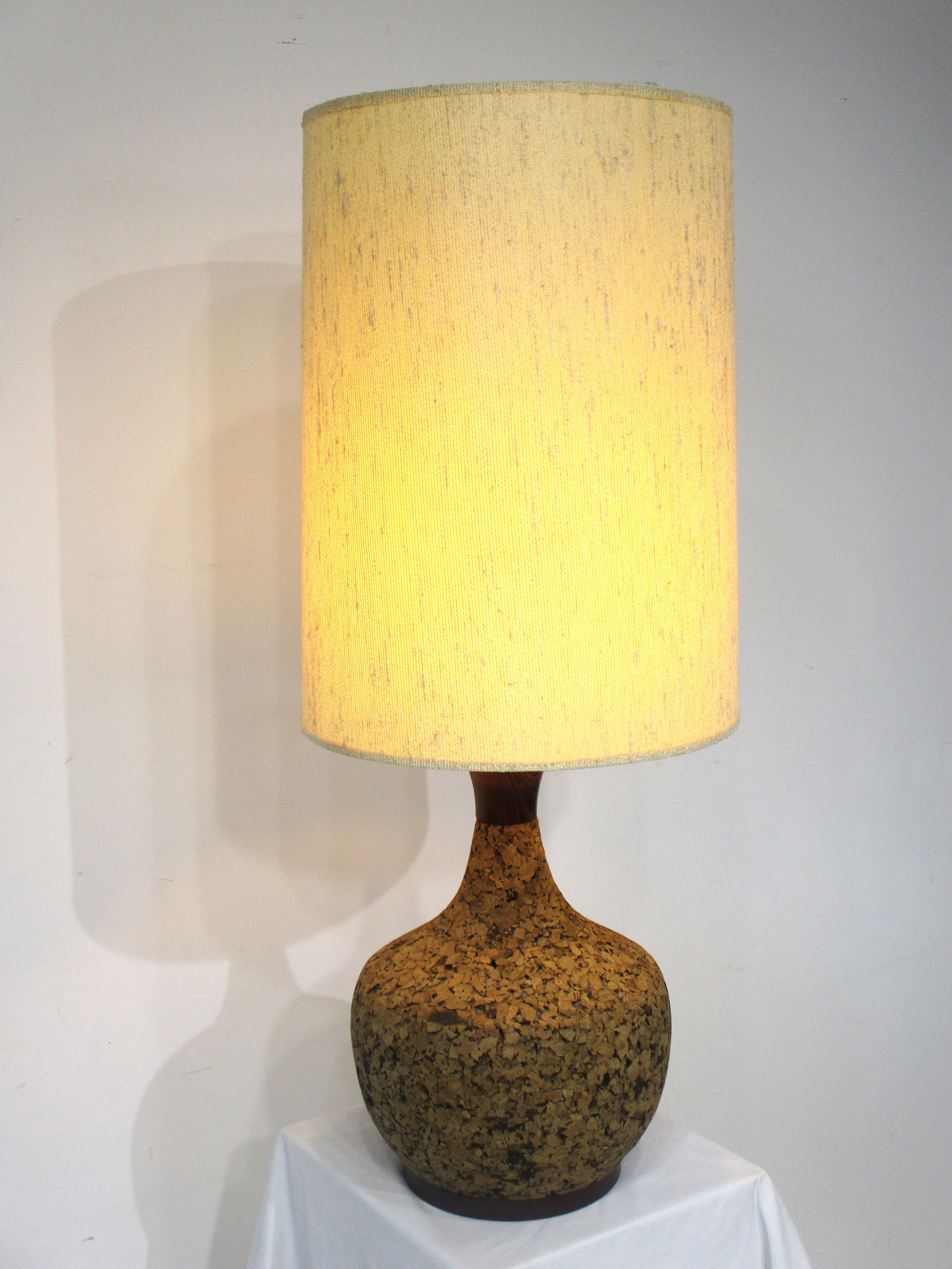 Mid Century Cork Table Lamp  For Sale 1