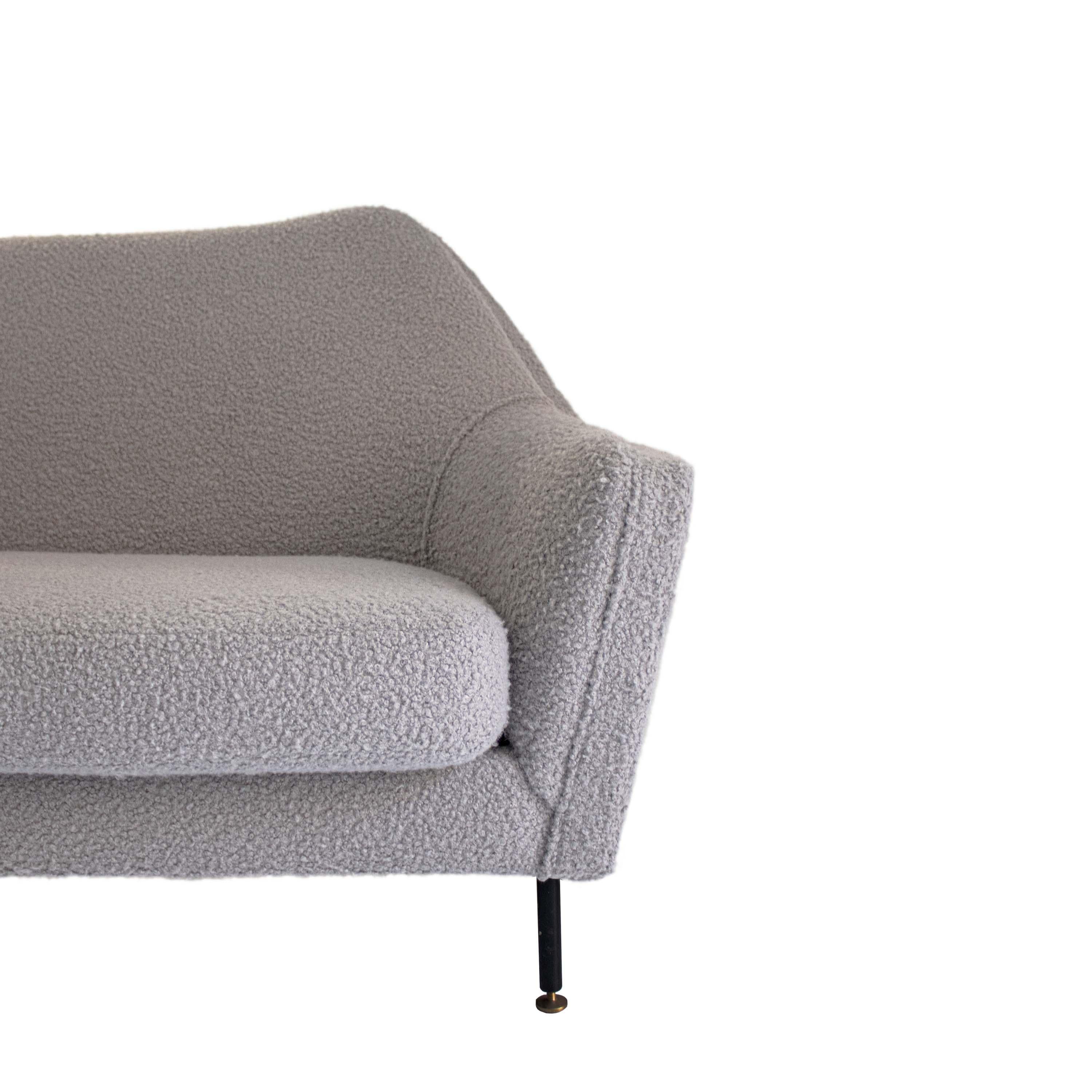 Canapé d'angle du milieu du siècle en bouclé gris, Italie, 1950 Bon état - En vente à Madrid, ES