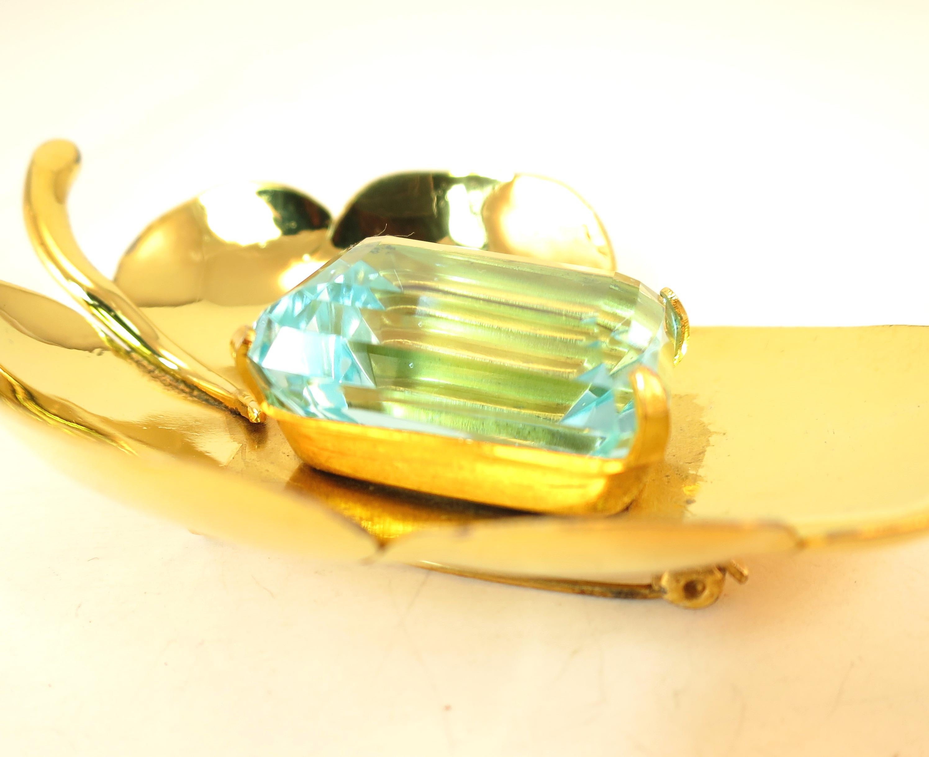 Mid-Century Corocraft Gilded Sterling & Aqua Glass Stone Brooch, 1940s im Angebot 2