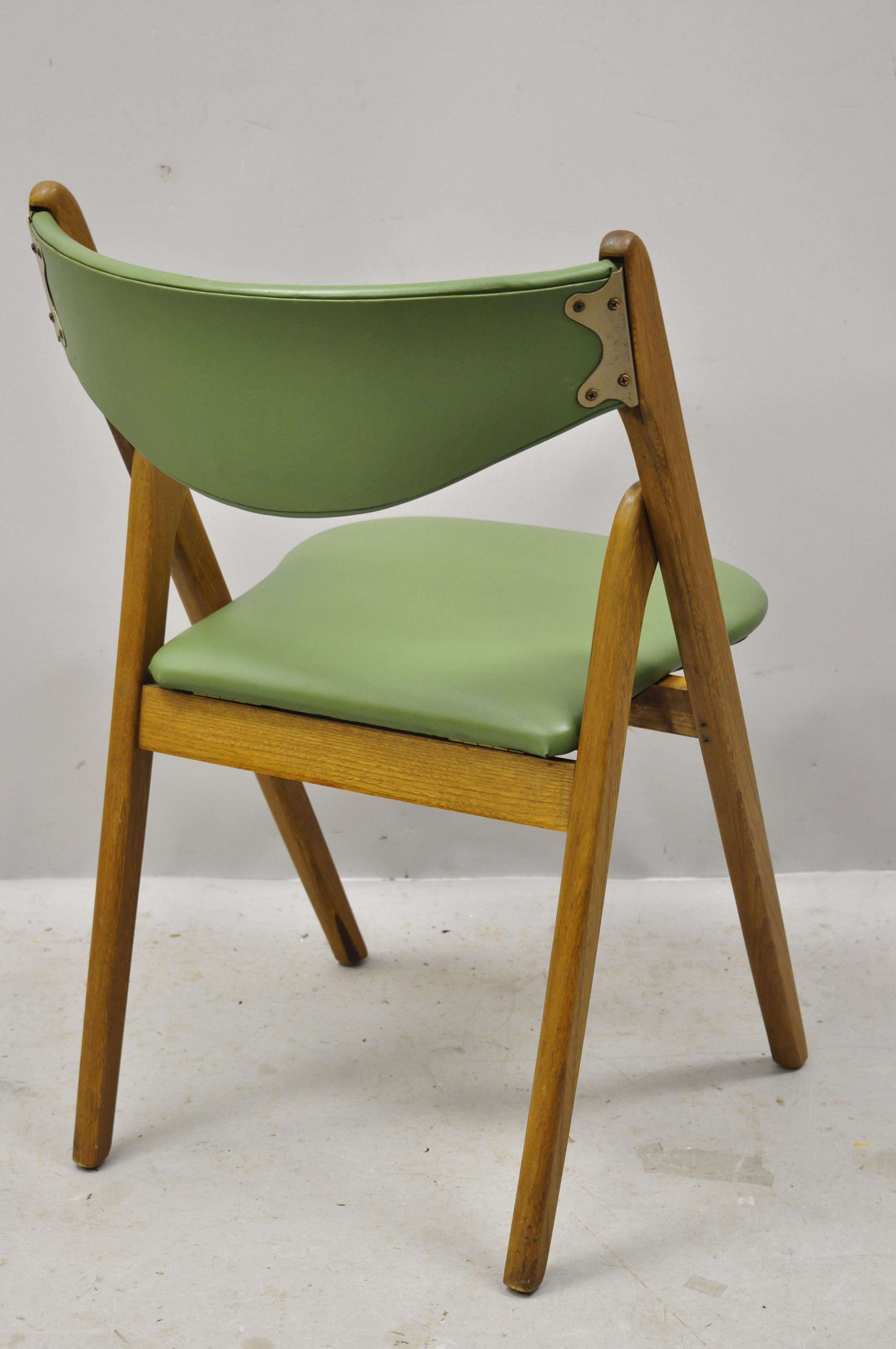 Midcentury Coronet Wonderfold Norquist Green Vinyl Folding Chairs, Set of 6 1