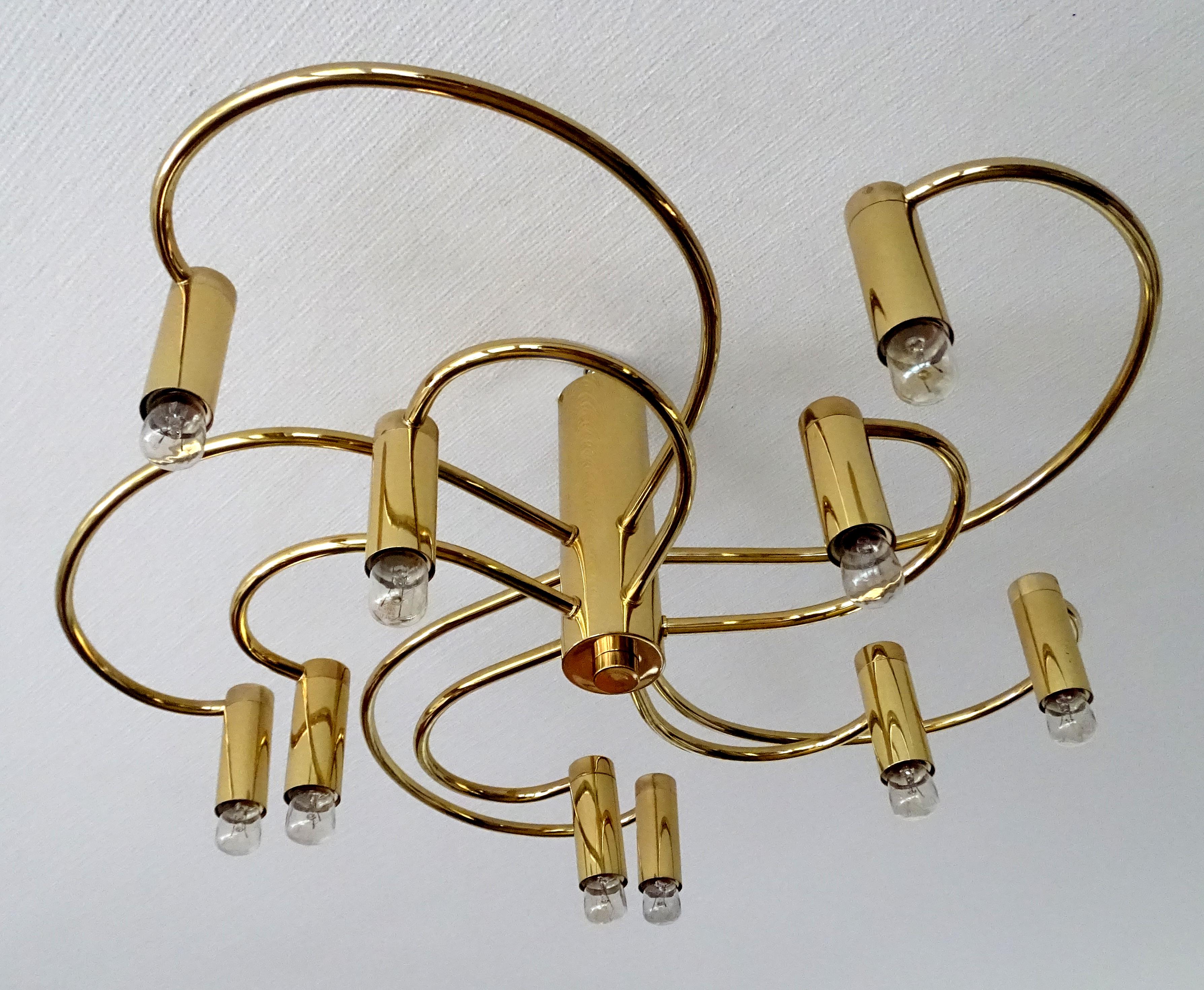 Mid Century Cosack Brass Flush Light,  Brass, Sciolari Style, 1970s  For Sale 5