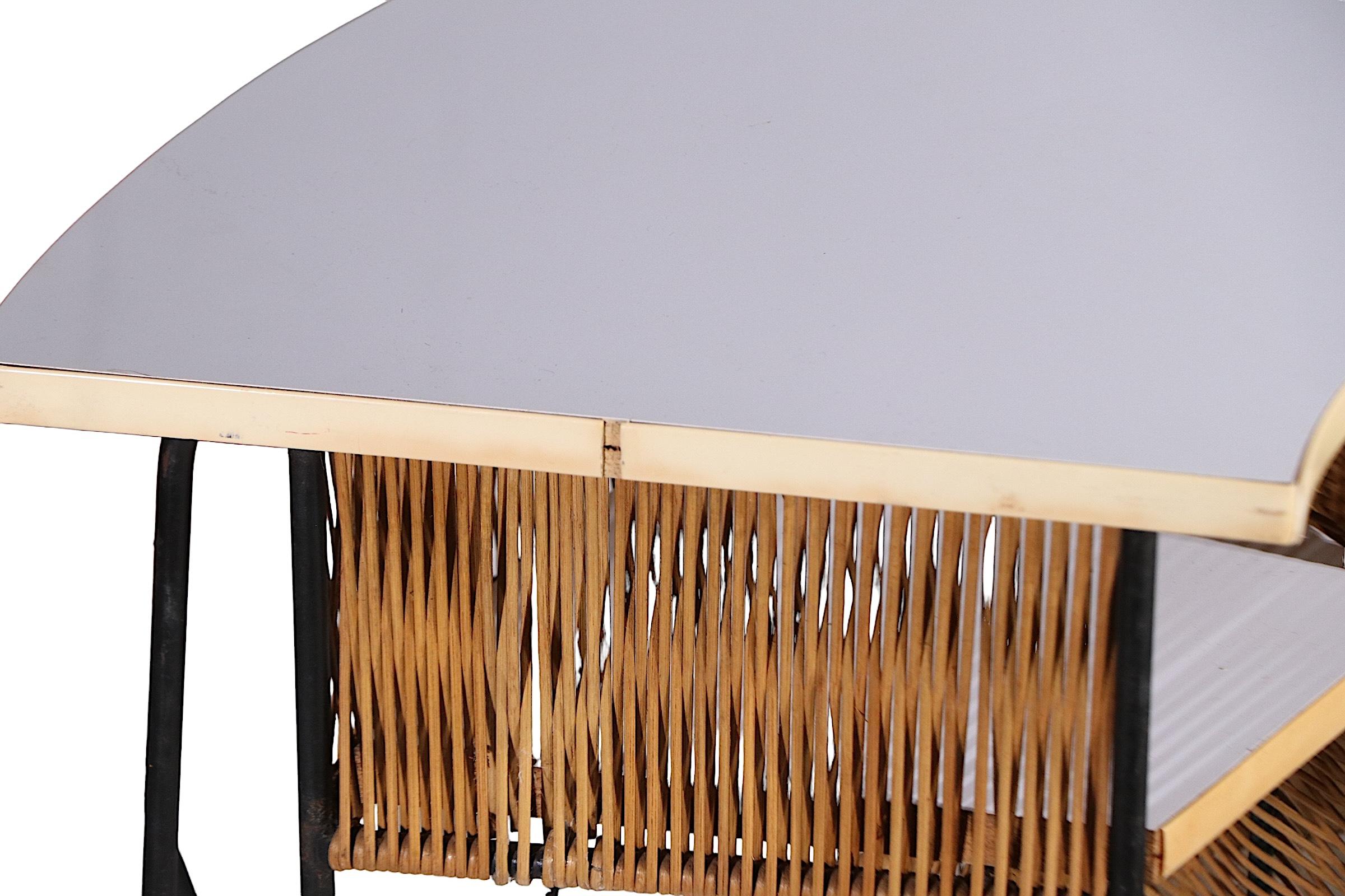 Mid Century Counter Dry Bar with Original Stools by Umanoff c. 1950/60's For Sale 13