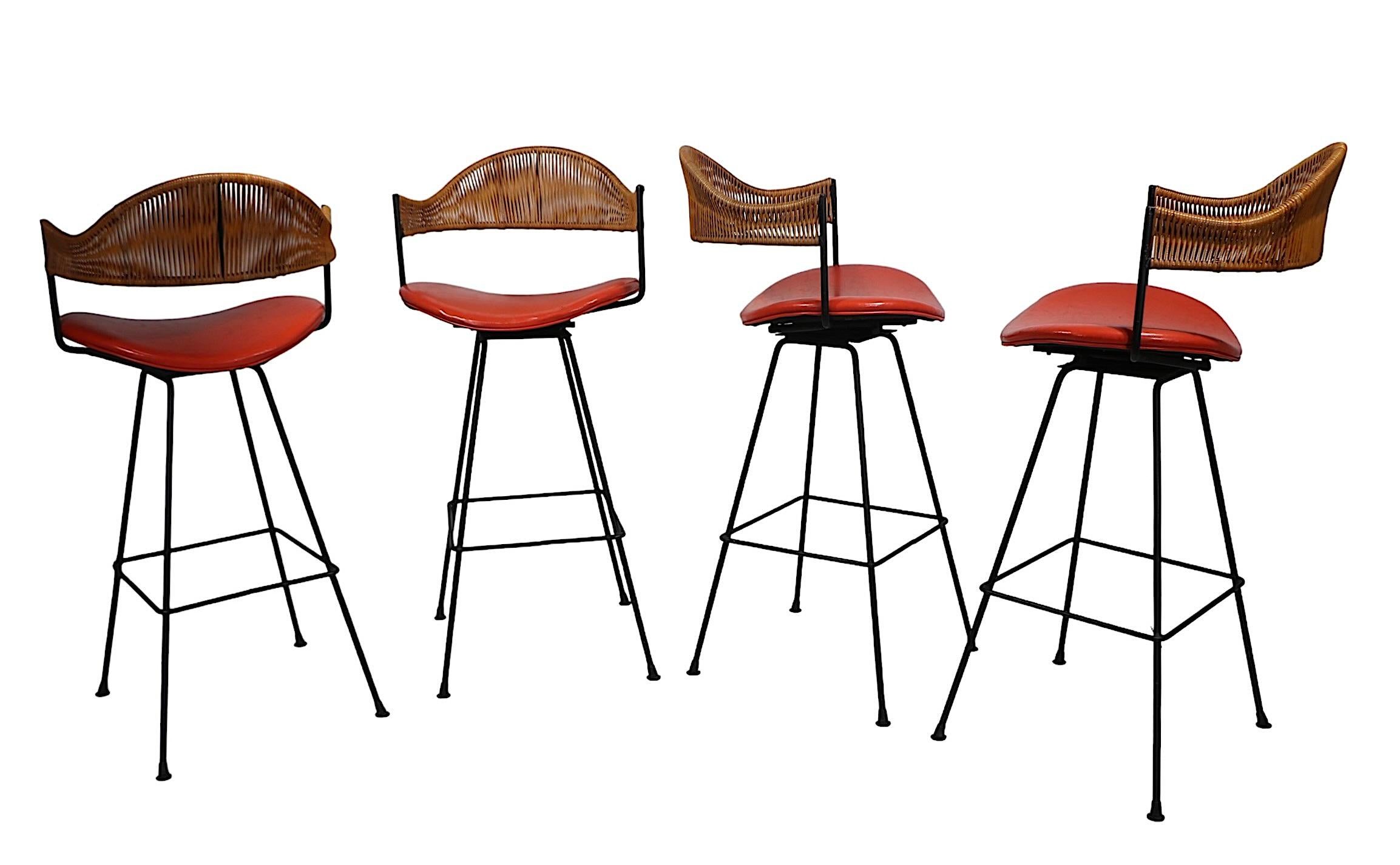 Mid Century Counter Dry Bar with Original Stools by Umanoff c. 1950/60's For Sale 14