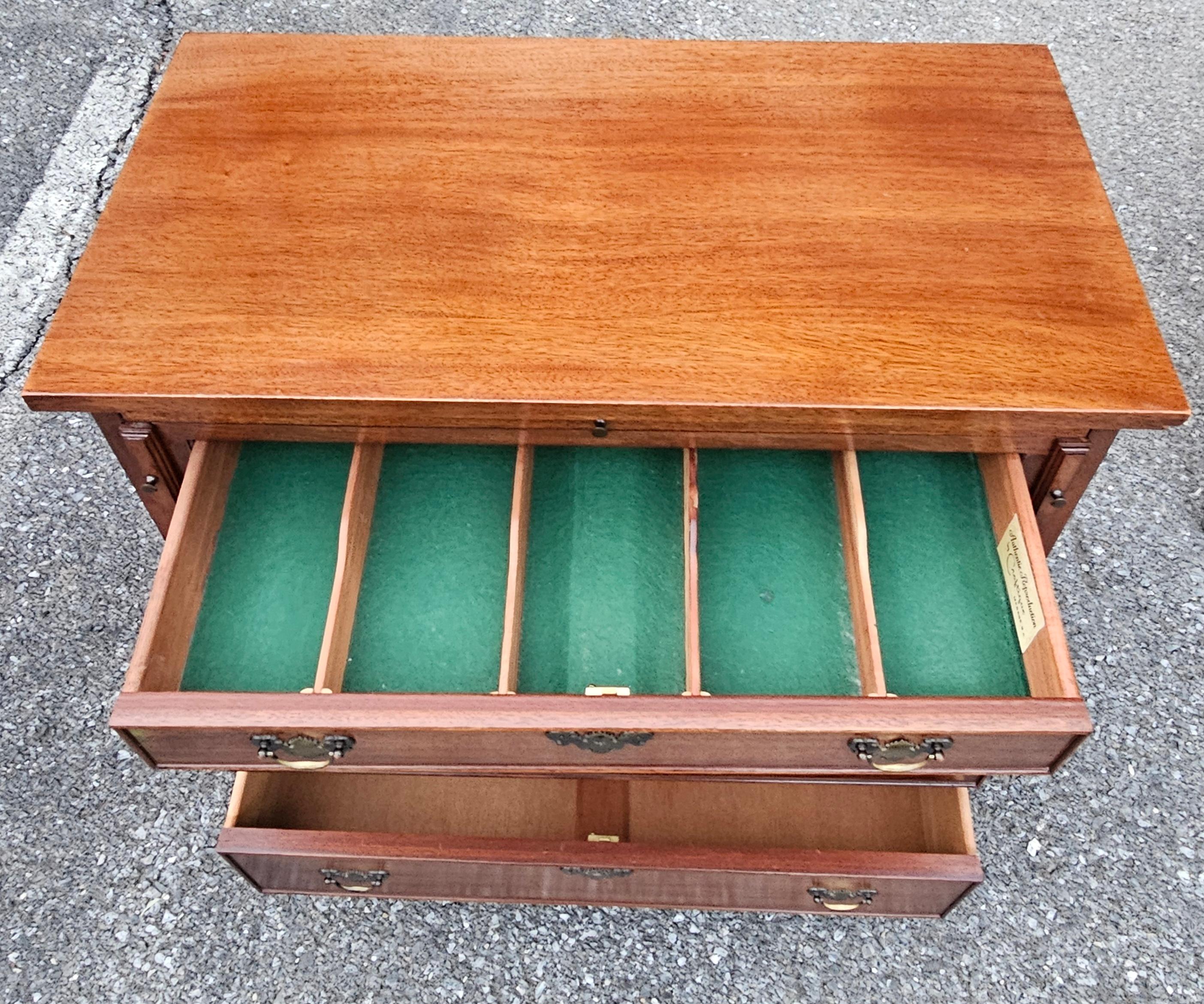 Mid Century Craftique Mahogany Secretery Chest of Drawers with Locks and Keys For Sale 6