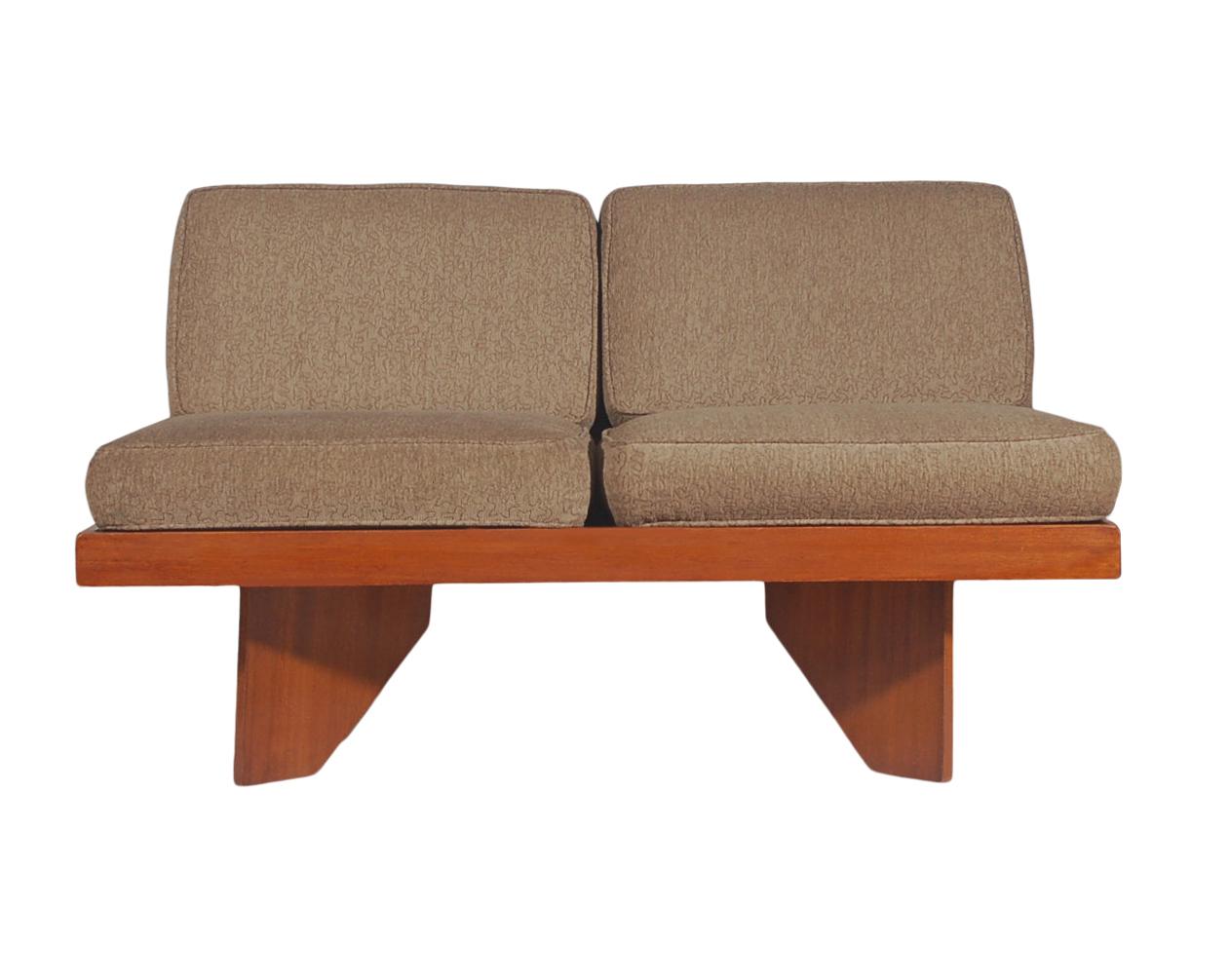 Mission Fauteuil ou canapé en contreplaqué moderne d'après Frank Lloyd Wright, milieu du siècle dernier en vente
