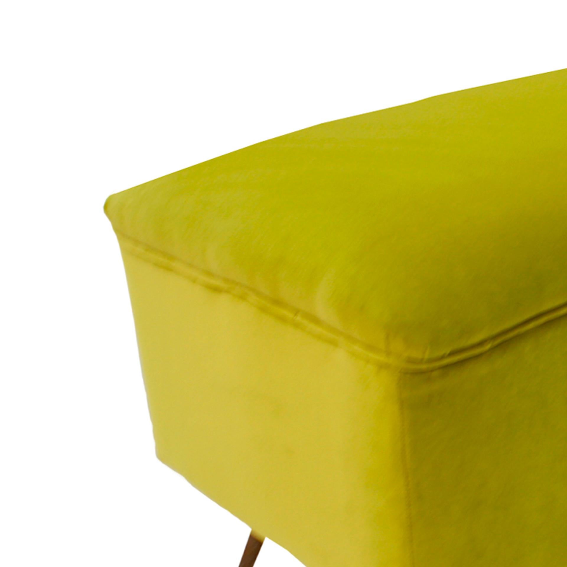 XX secolo Sgabello italiano di metà secolo in velluto di cotone verde moderno in vendita