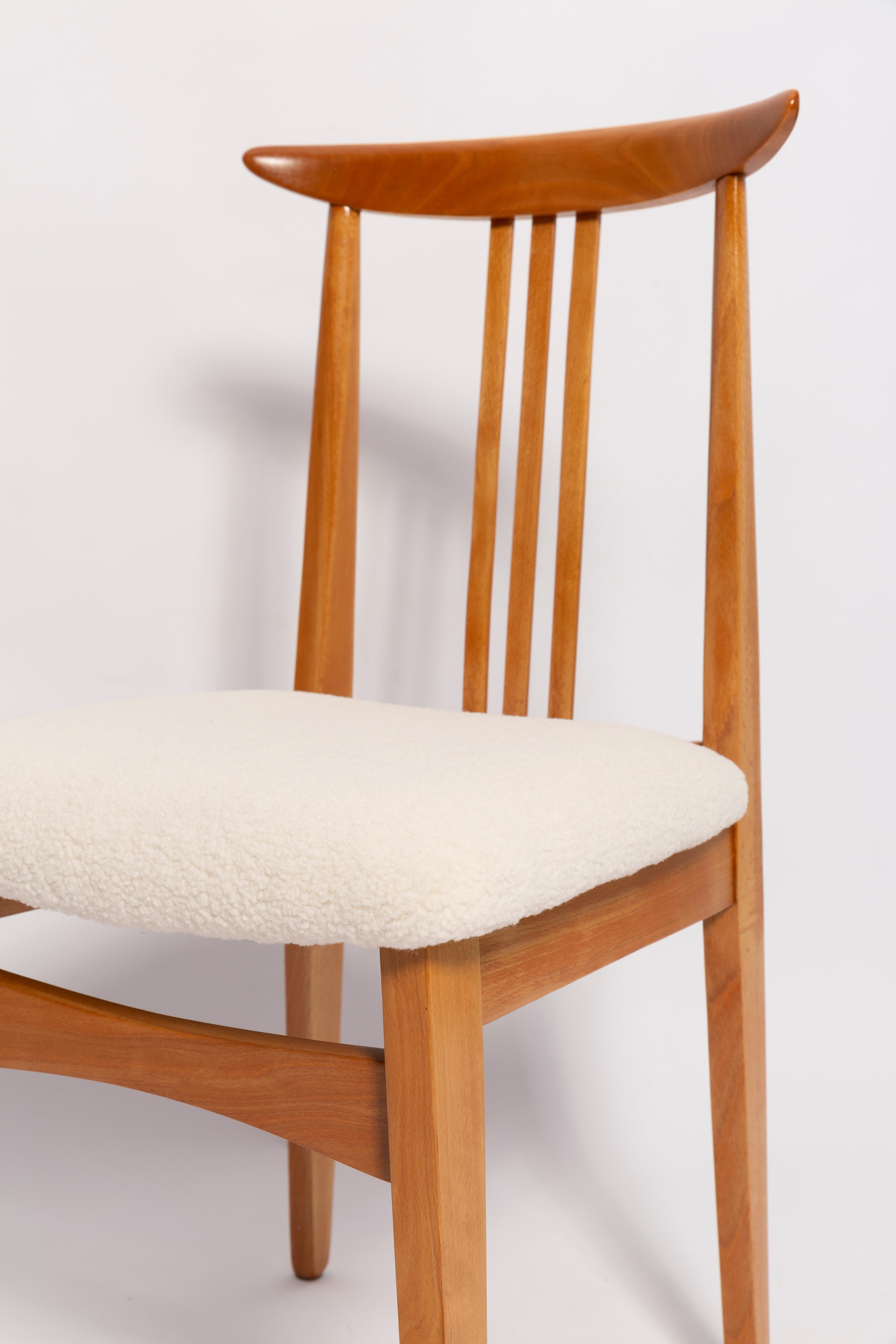 Polish Mid-Century Cream Ivory Boucle Chair, Designed by M. Zielinski, Europe, 1960s For Sale