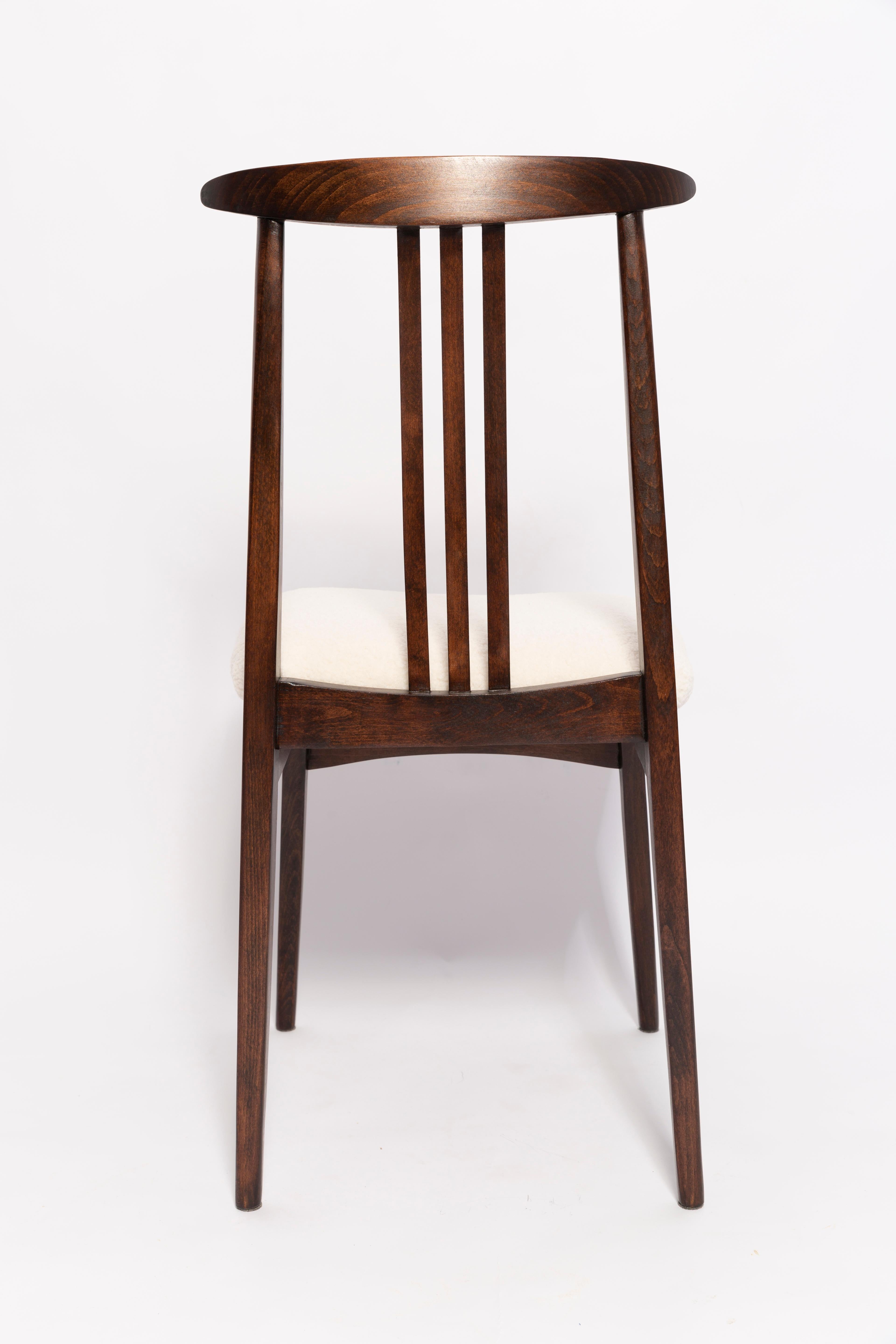 Bouclé Mid-Century Cream Ivory Boucle Chair, Walnut Wood, by M. Zielinski, Europe, 1960s For Sale