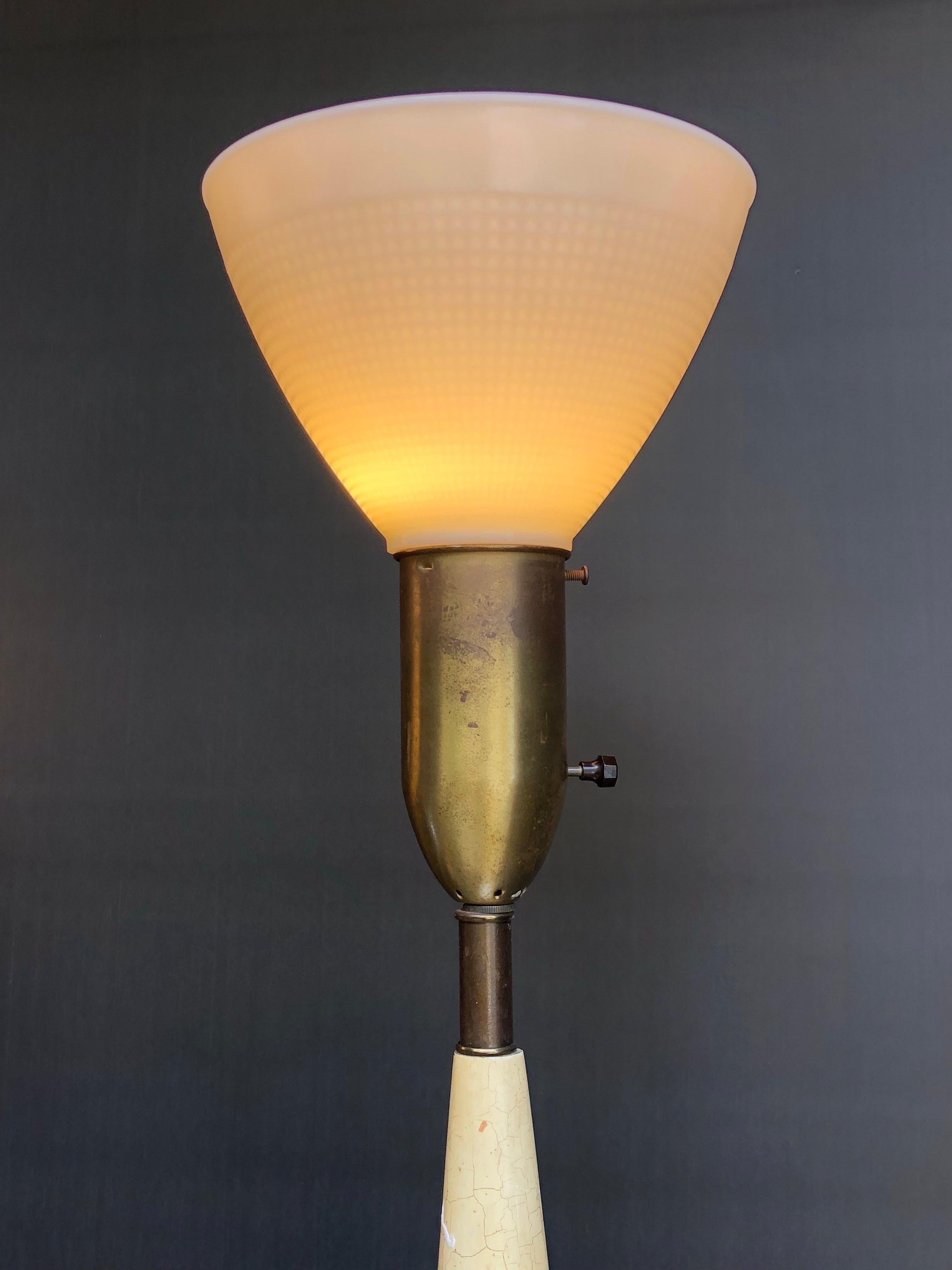 American Mid-Century Cream Lacquered & Silver Leafed Pair of Spire Lamps By James Mont   For Sale