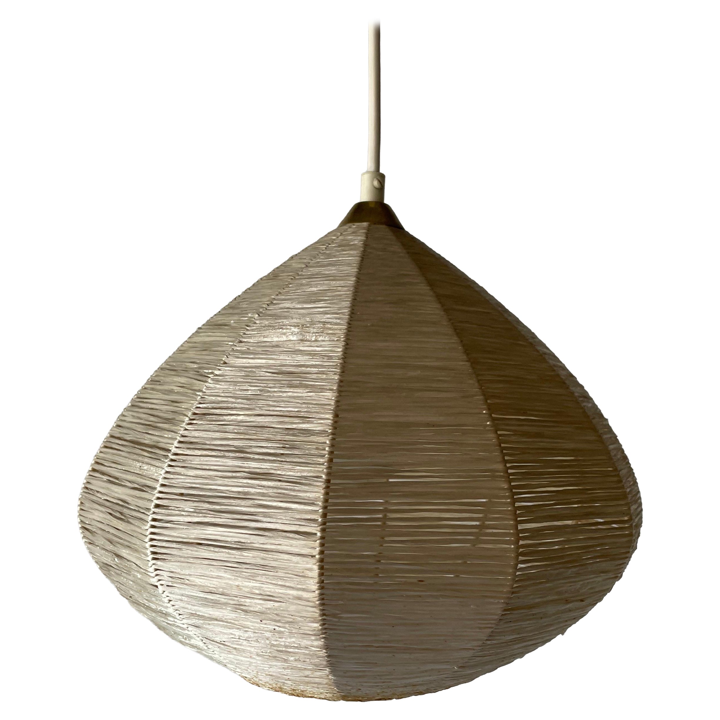 Mid Century Cream Raffia Small Pendant Lamp, 1960s, Italy For Sale