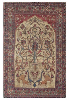 Alfombra antigua de seda de Kerman de mediados de siglo, color crema, estilo tradicional de lujo, con motivos de animales