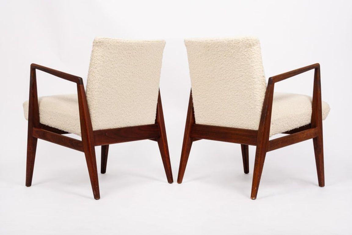 20th Century Mid Century Cream Upholstered Lounge Chairs by Jens Risom, 1960s For Sale