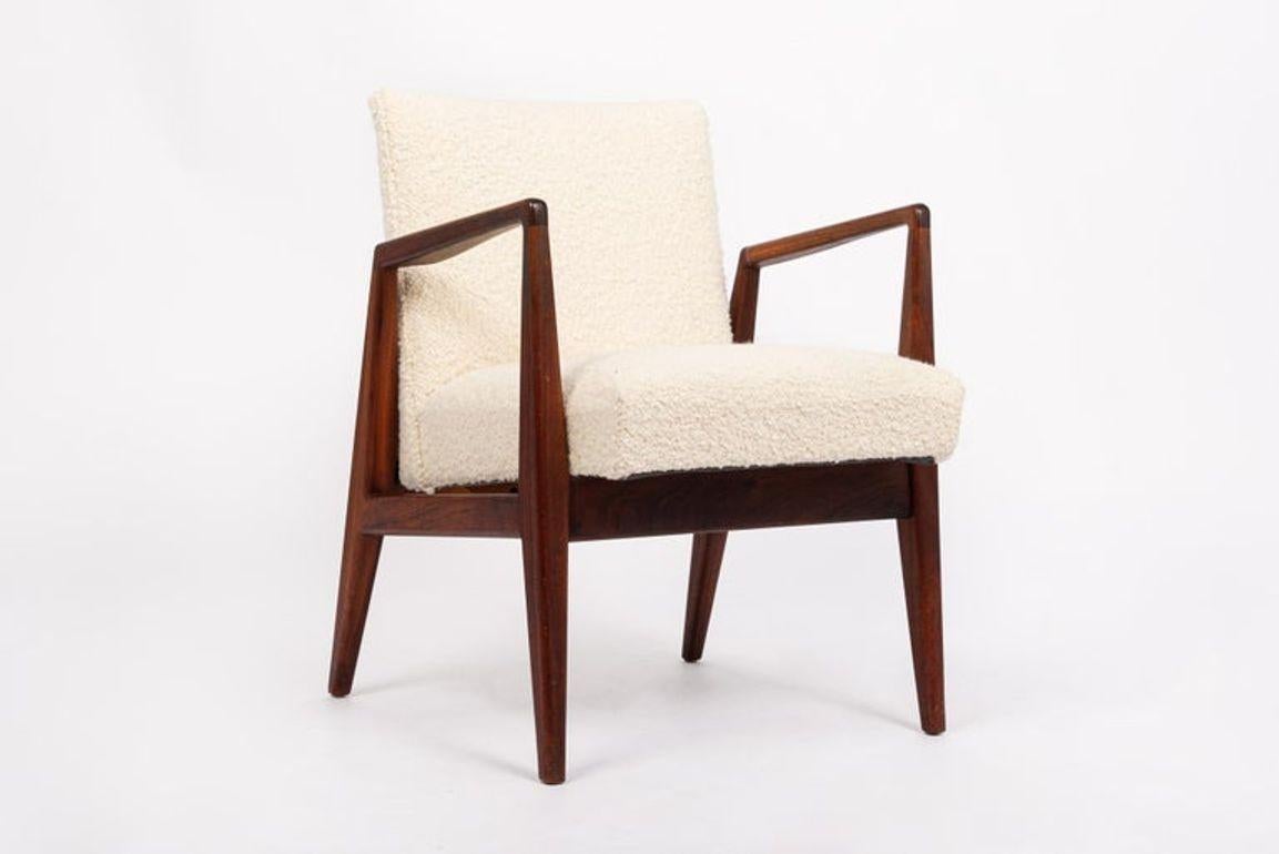 Mid Century Cream Upholstered Lounge Chairs by Jens Risom, 1960s For Sale 1