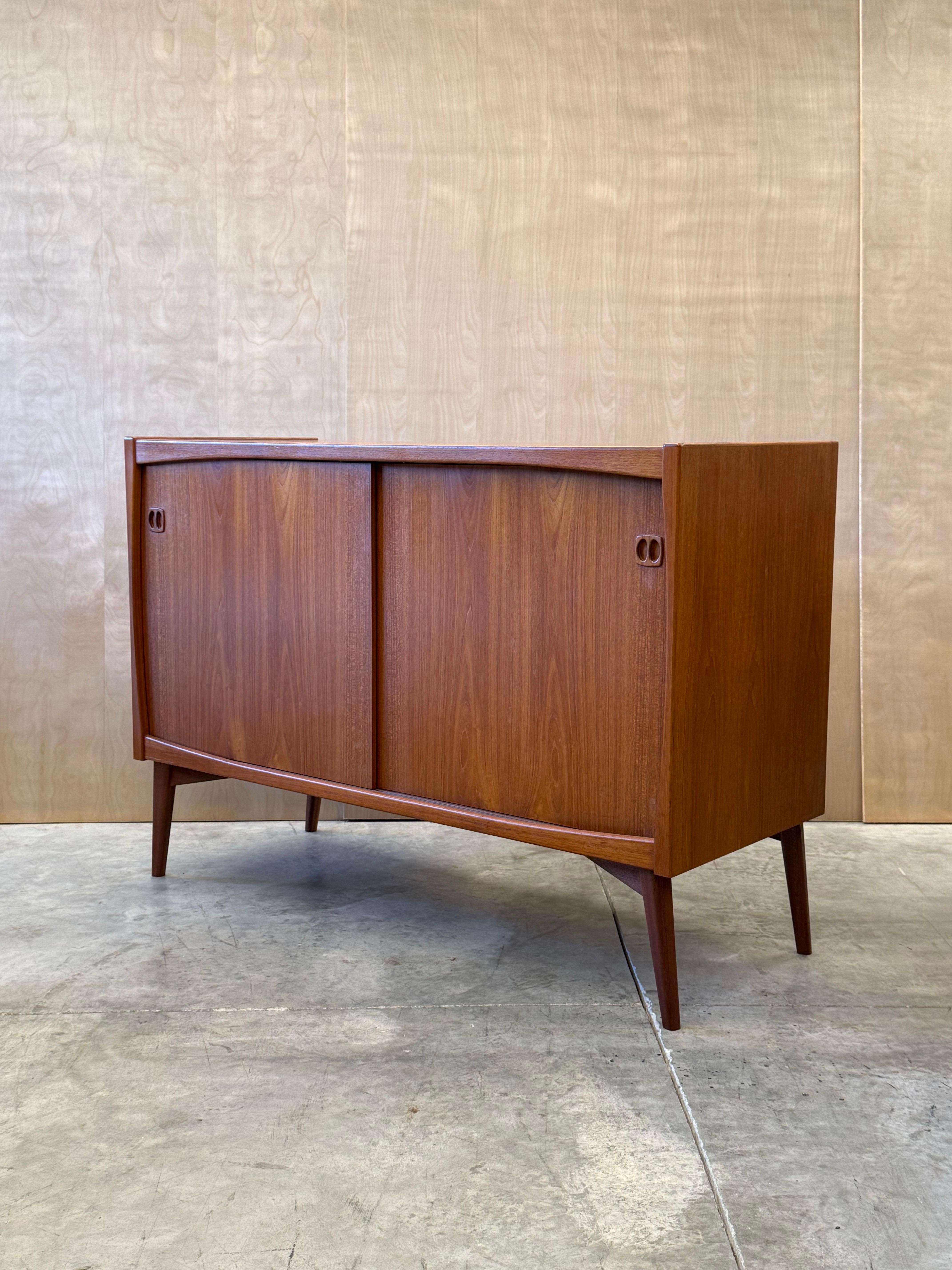 Mid-20th Century Mid-Century Credenza by Laurtis M. Larsen For Sale