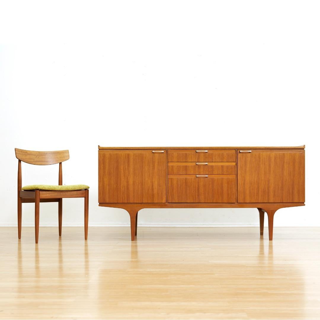 Britannique Crédence du milieu du siècle par Meredew of Letchworth en vente