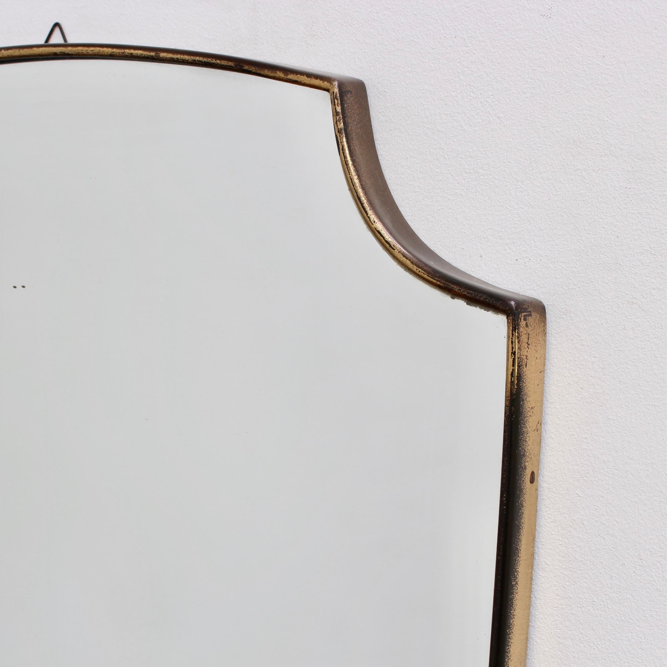 Midcentury Crest-Shaped Italian Wall Mirror with Brass Frame 'circa 1950s' 2