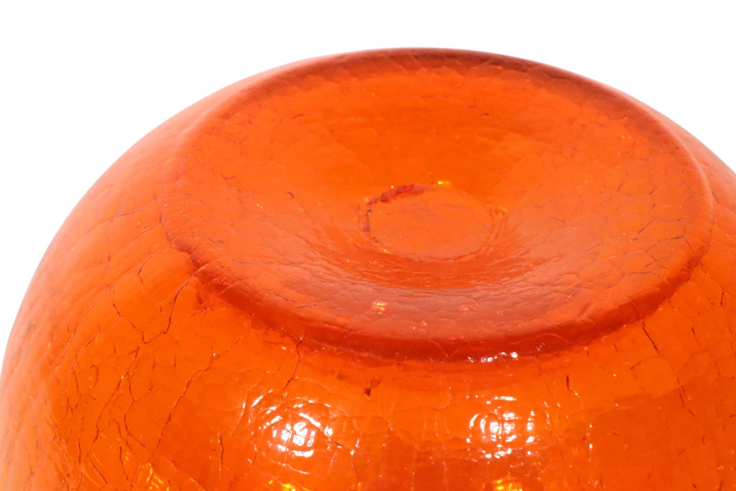 Mid Century Crimped Edge Crackle Glass Vase att. to Winslow Anderson for Blenko en venta 3