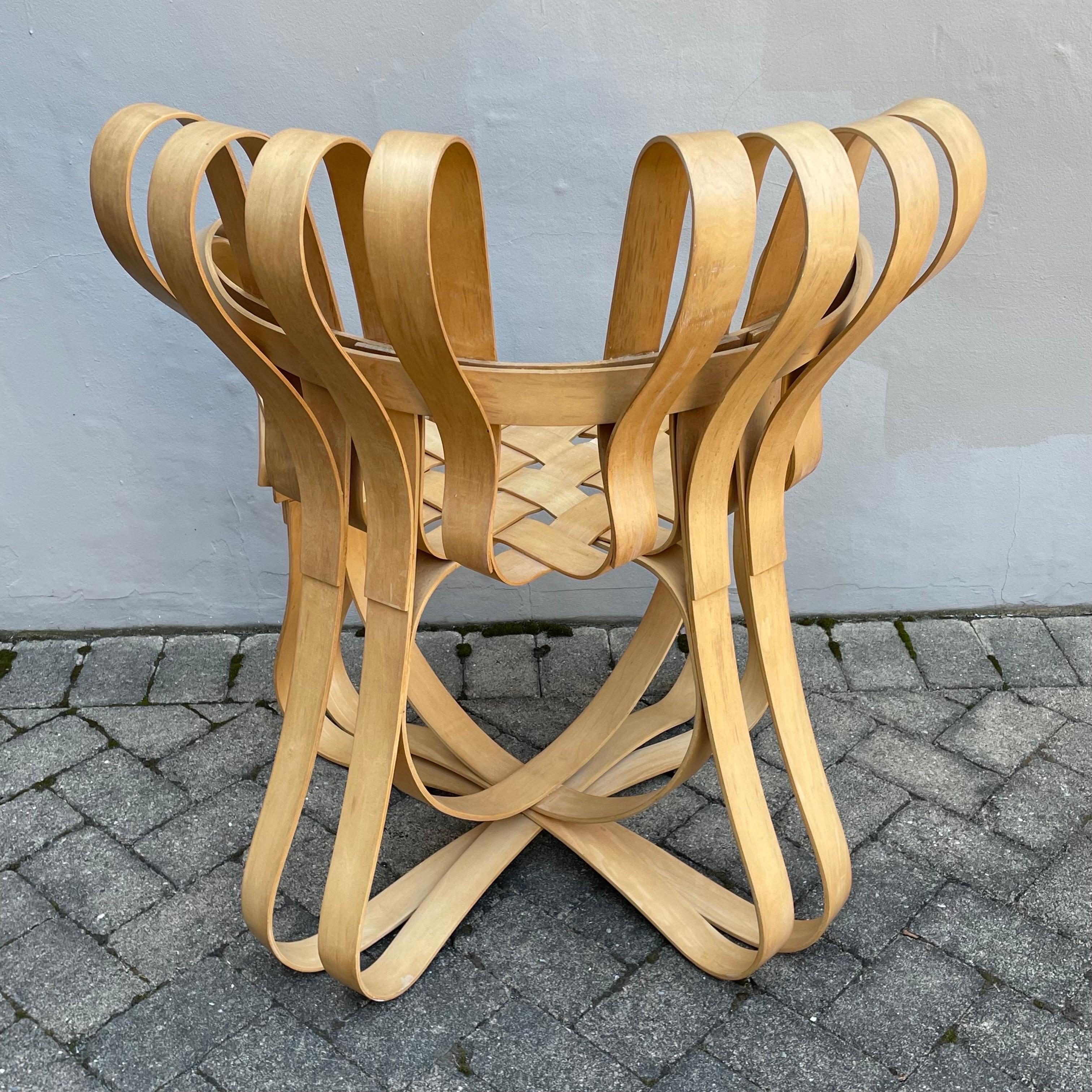 Mid Century Cross Check Bent Maple Chair by Frank Gehry for Knoll, 1993 In Good Condition For Sale In Bedford Hills, NY