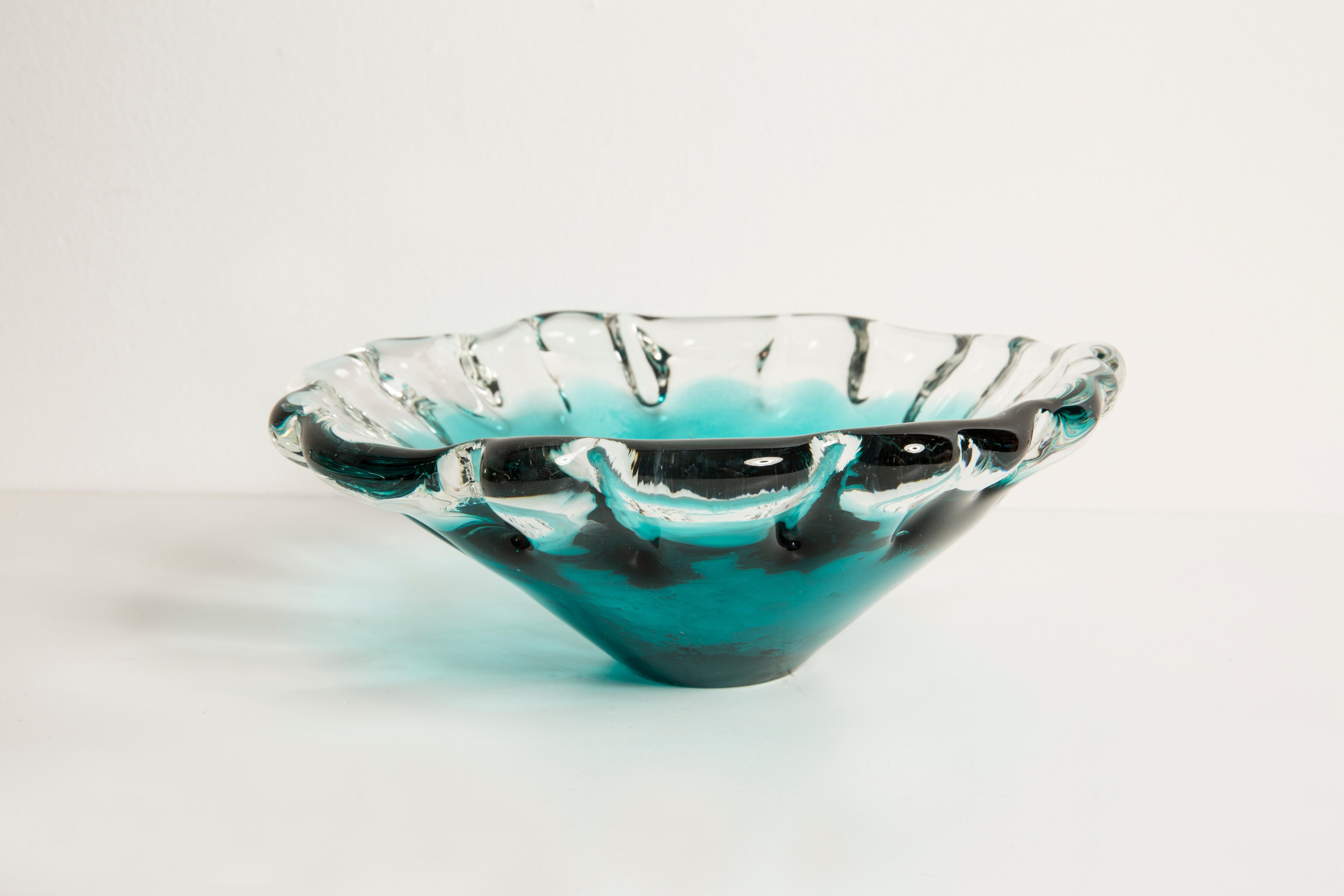 Italian Mid Century Crystal Acqua Blue Glass Bowl, Italy, 1970s For Sale