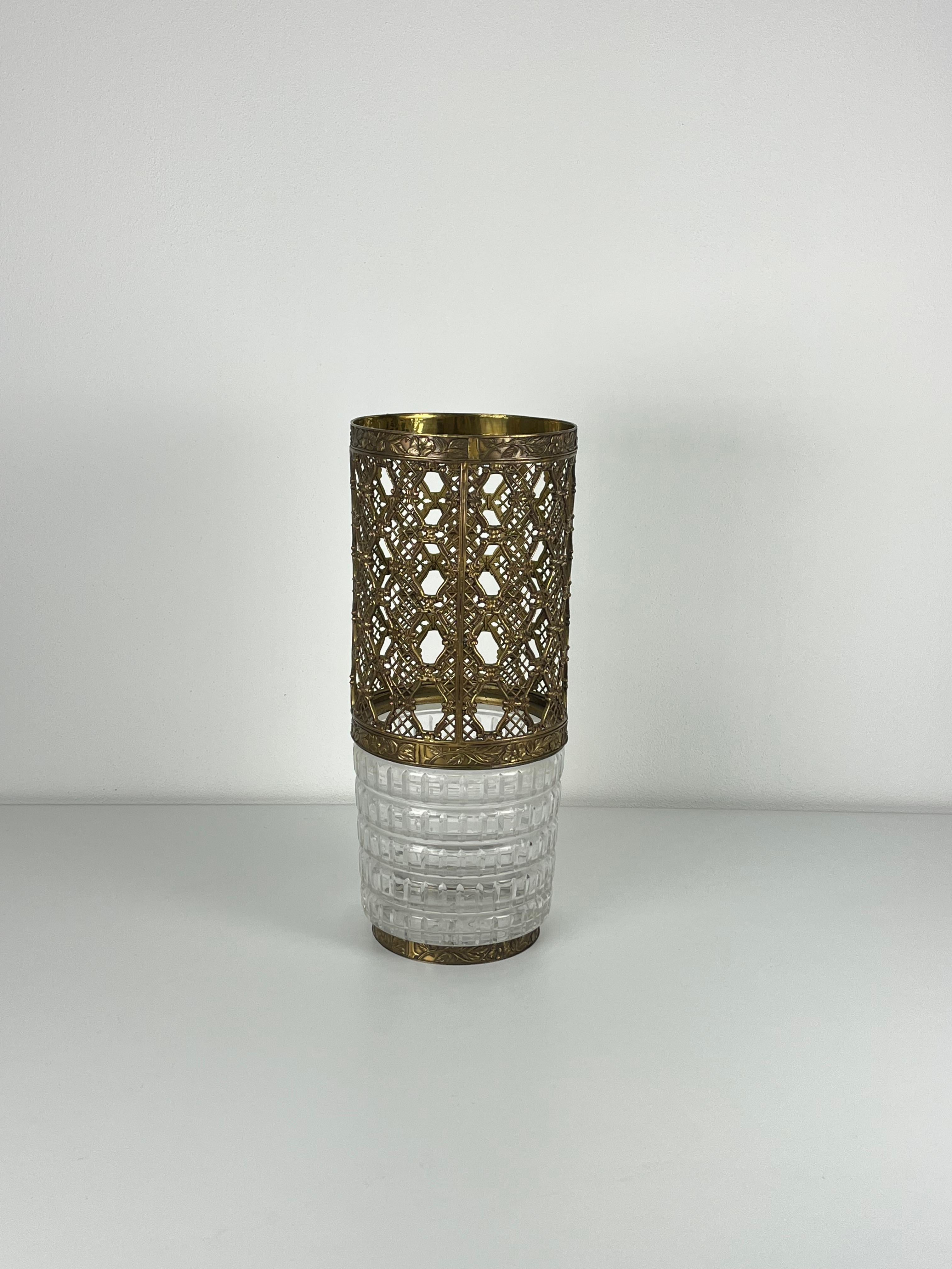 Mid-Century Crystal and Brass Umbrella Stand, Made in Italy 1950s
Intact and in good condition