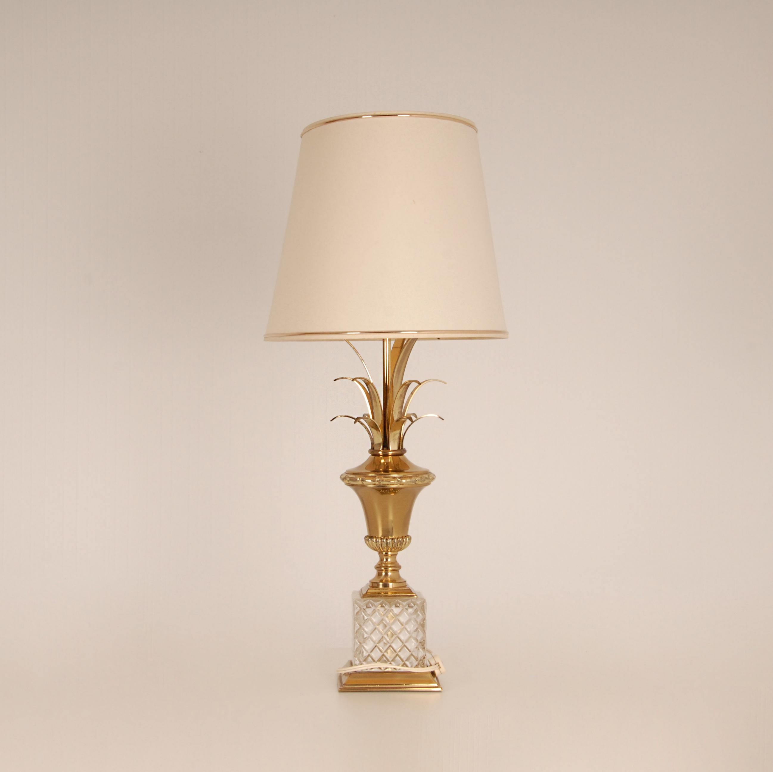 Mid Century Crystal and Gold Brass Reed or Palm Leaves Table Lamps 1970s For Sale 5