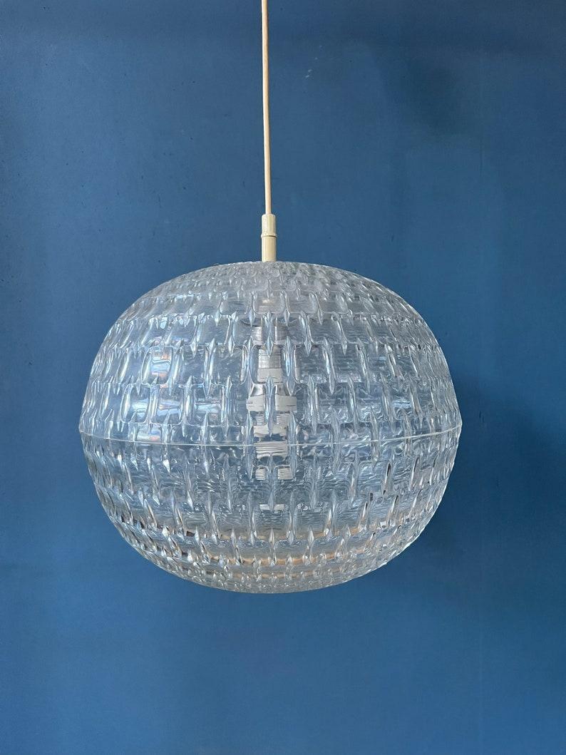 Mid Century Crystal Ball Acrylic Glass Pendant Lamp, 1970s In Excellent Condition For Sale In ROTTERDAM, ZH