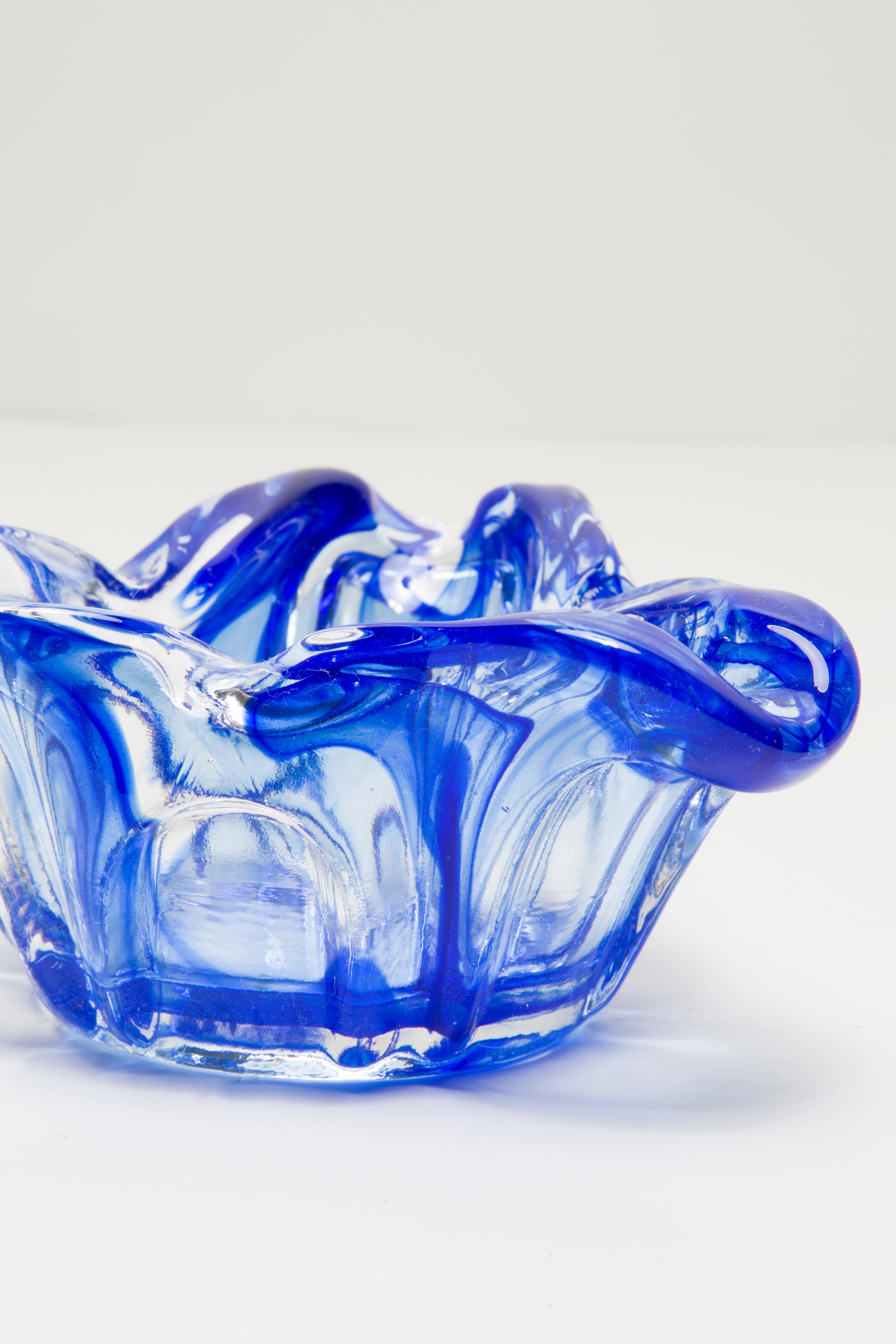 Mid Century Crystal Blue Artistic Glass Ashtray Bowl, Italy, 1970s For Sale 7
