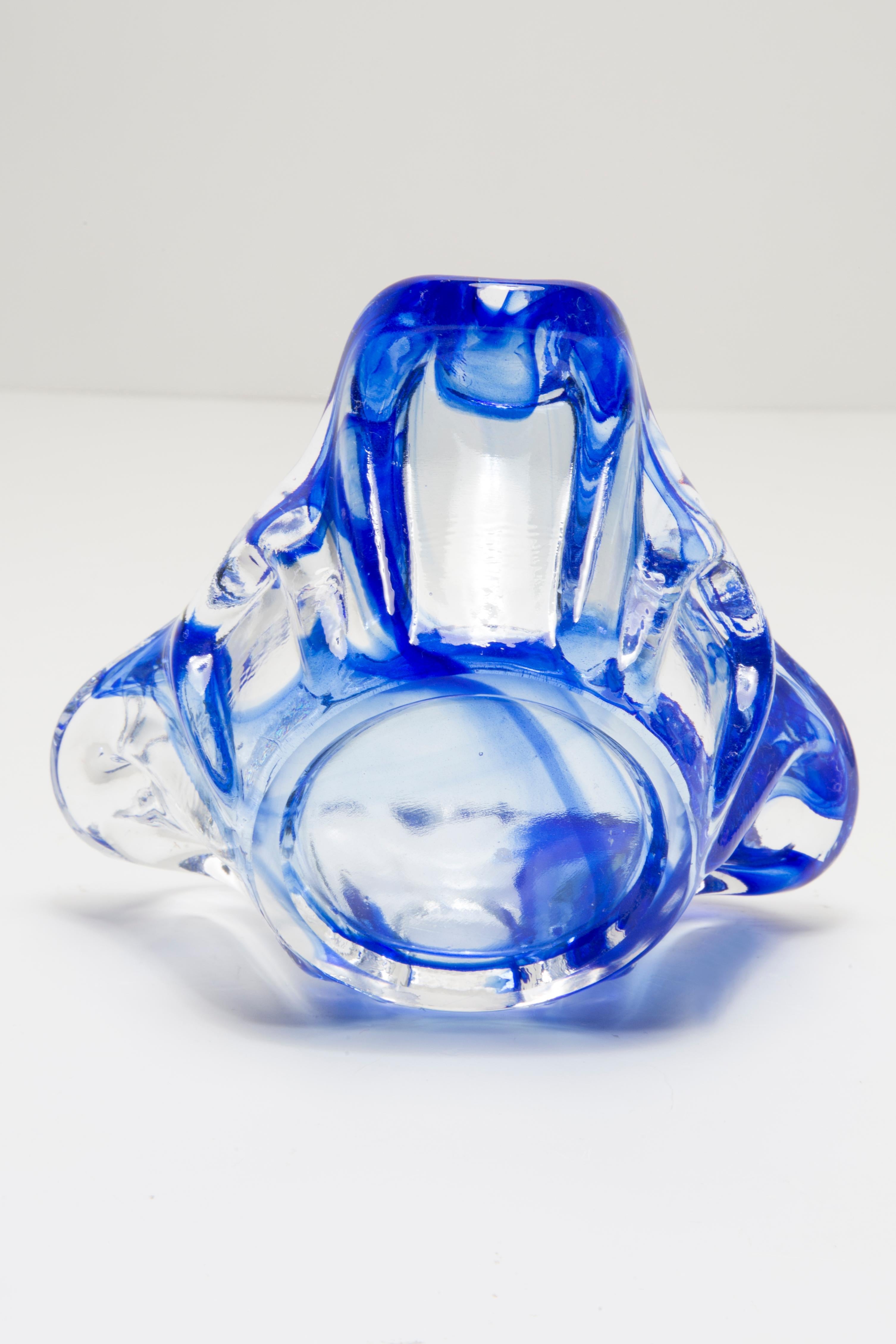 Mid Century Crystal Blue Artistic Glass Ashtray Bowl, Italy, 1970s For Sale 3
