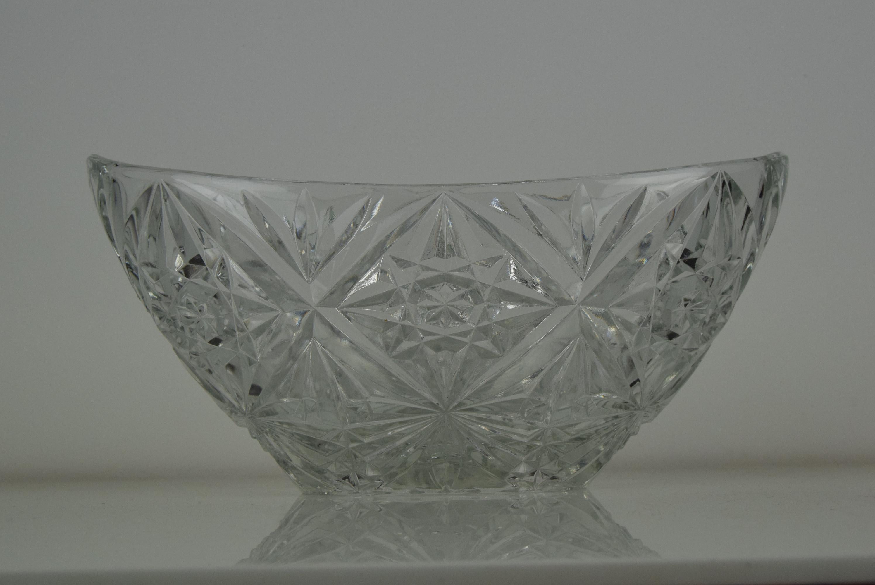 Made in Czechoslovakia
Made of Glass
Re-polished
Original condition.