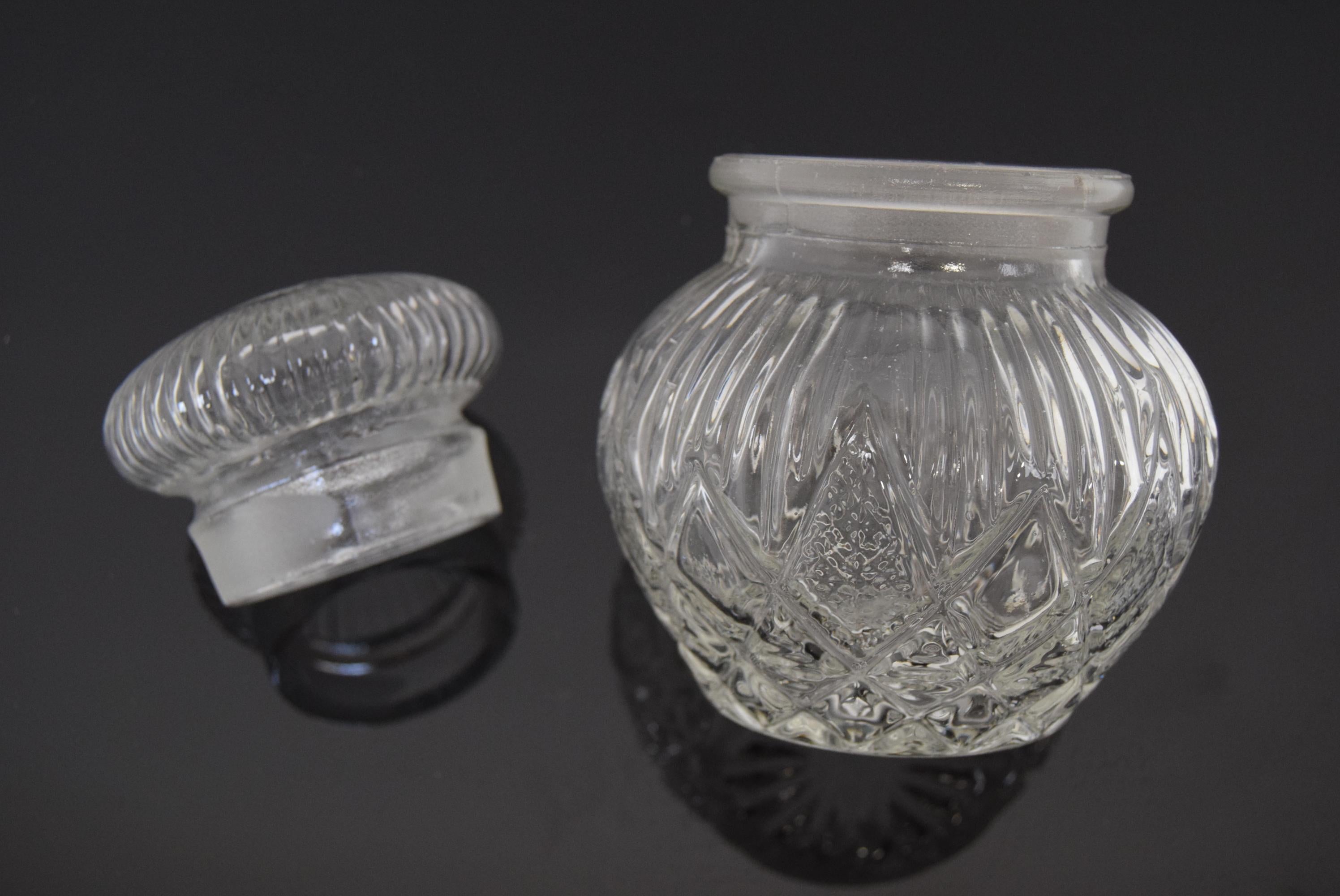 Kristallglasdose aus der Mitte des Jahrhunderts, 1950er Jahre.  im Angebot 2