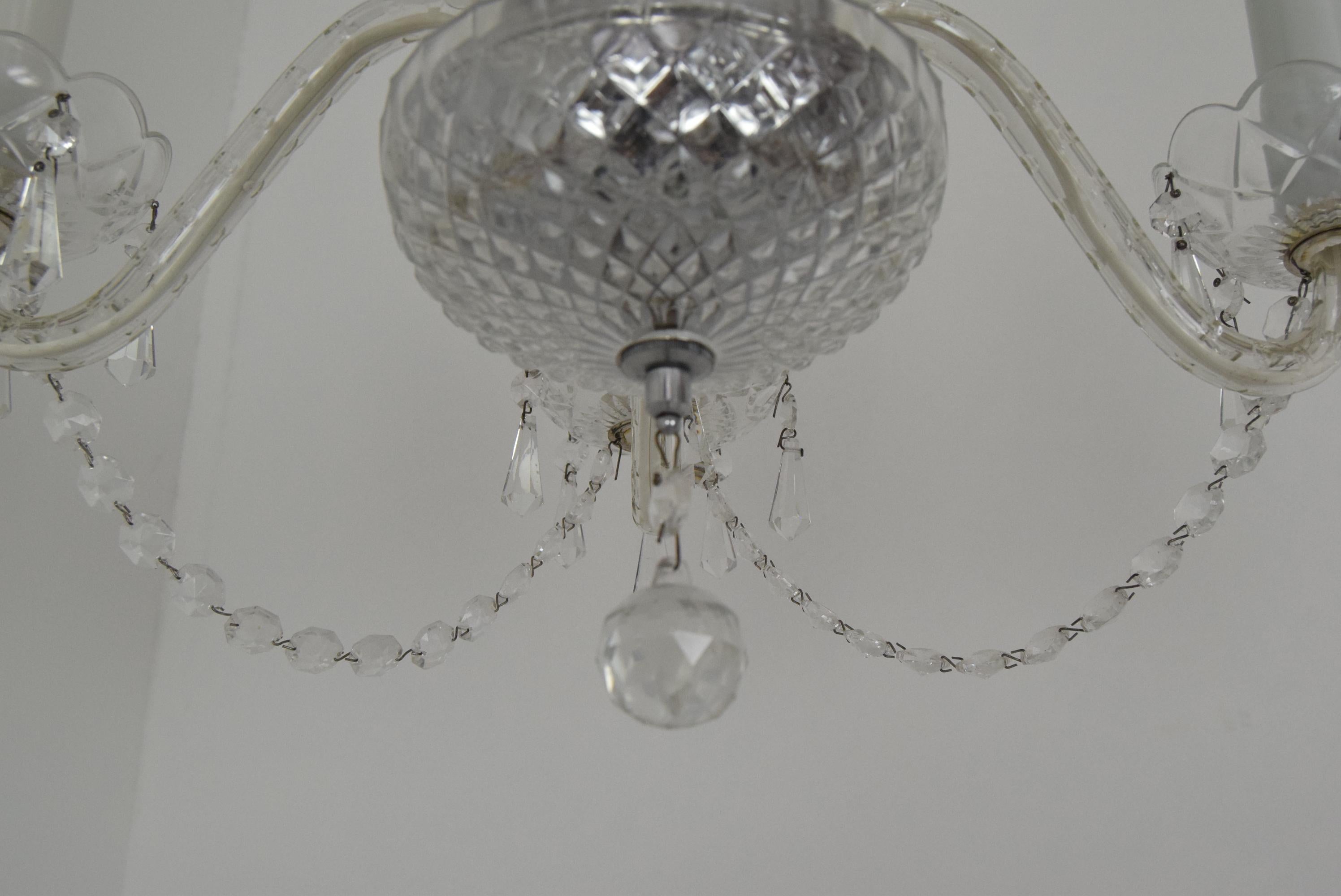 Mid-Century Crystal Glass Chandelier by Kamenicky Senov, 1960's For Sale 5