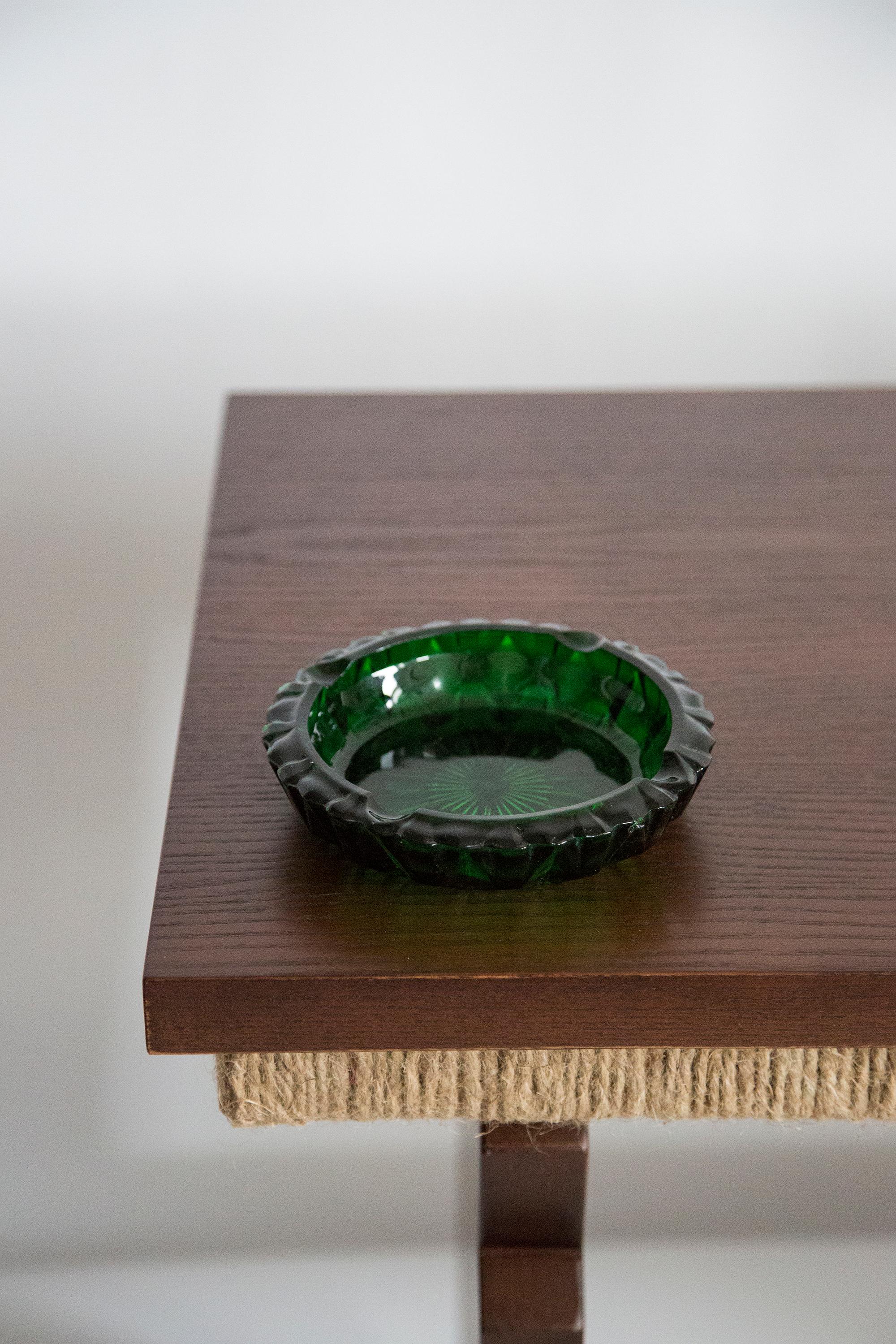 Mid Century Crystal Green Glass Ashtray Bowl, Italy, 1970s For Sale 4