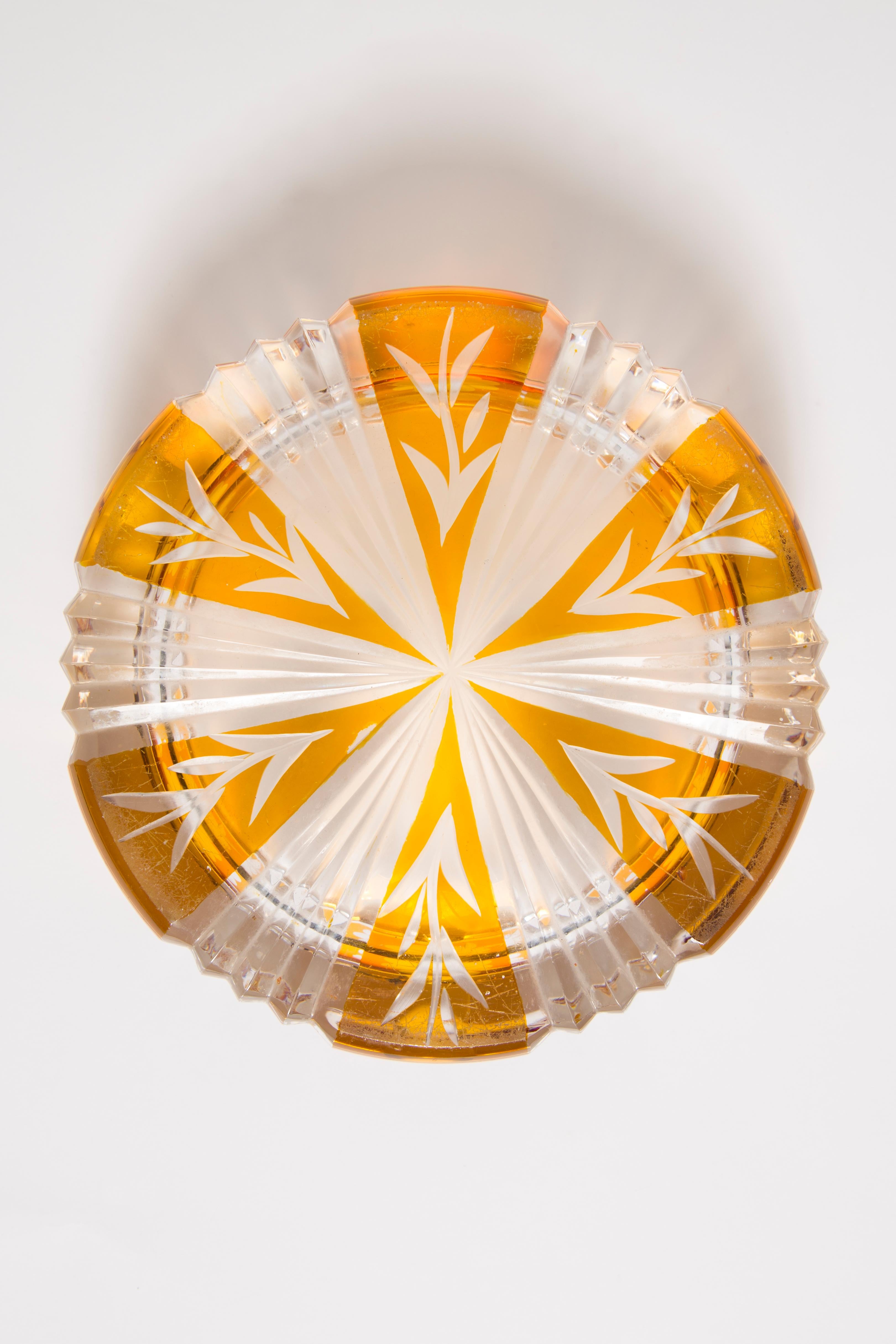 20th Century Mid Century Crystal Mustard Yellow Glass Bowl Ashtray, Italy, 1970s